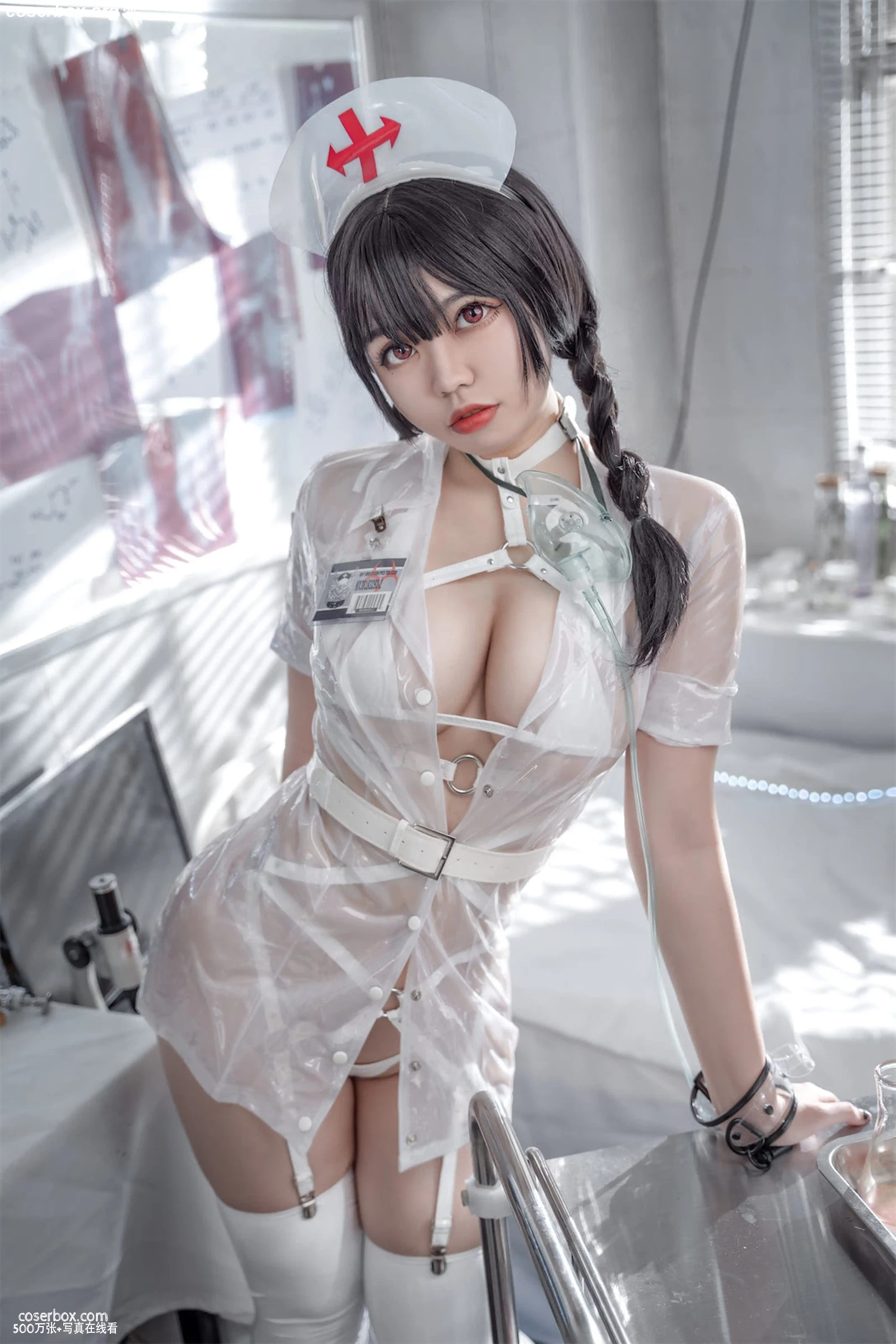 啊日日_Ganlory NO.018 未来白色护士 - 在线看可下载原图