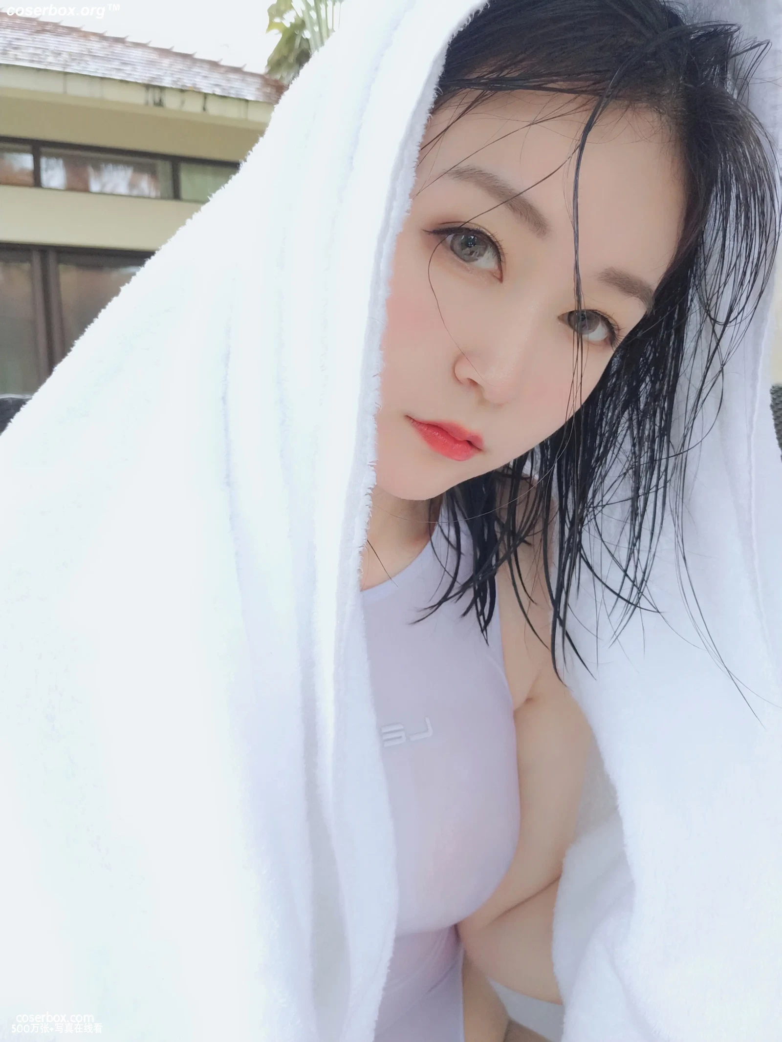 白银81 NO.037 白色竞泳 - 在线看可下载原图