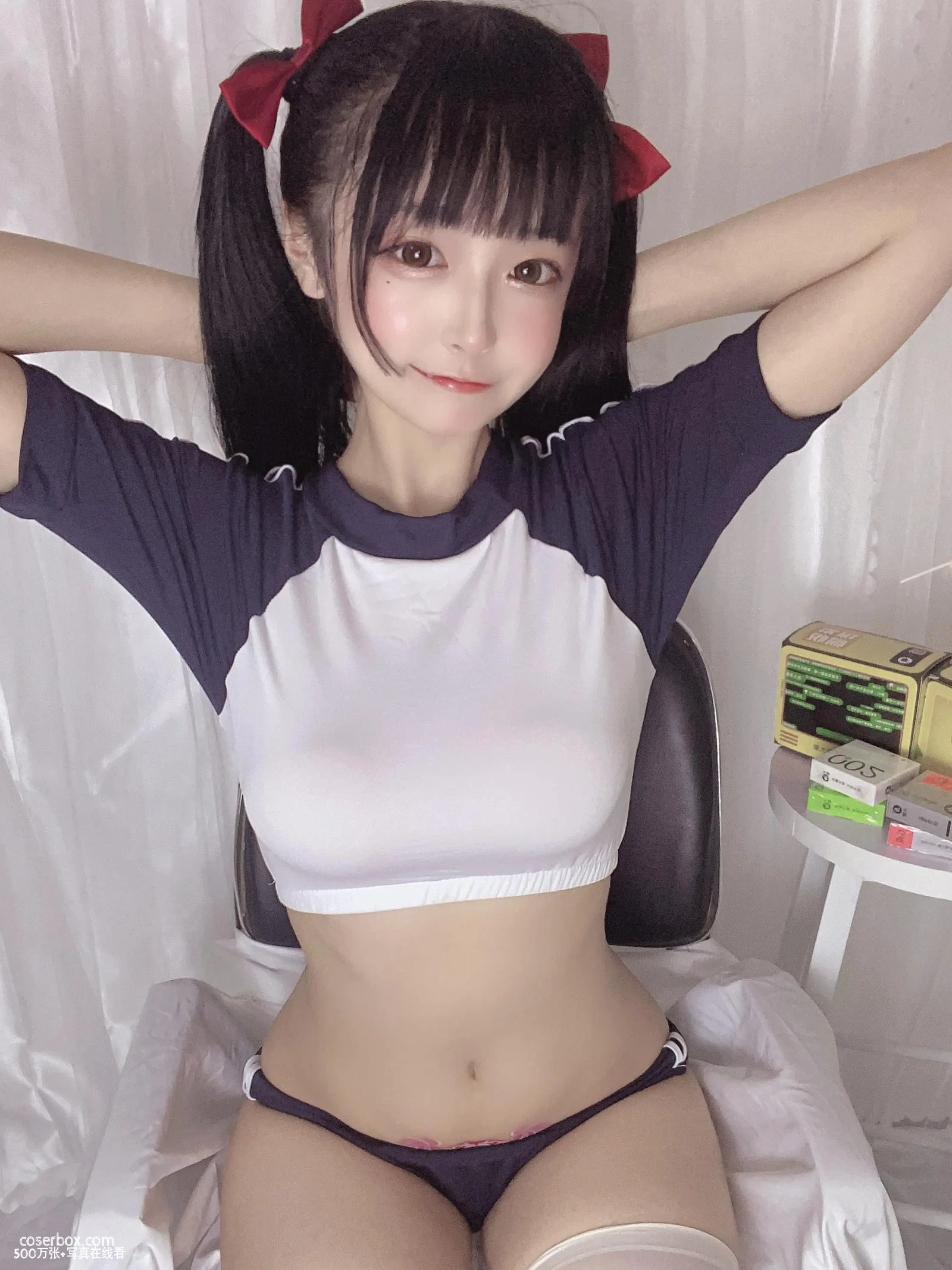 佳佳好难啊  NO.003 蓝色吊带体操服 - 在线看可下载原图