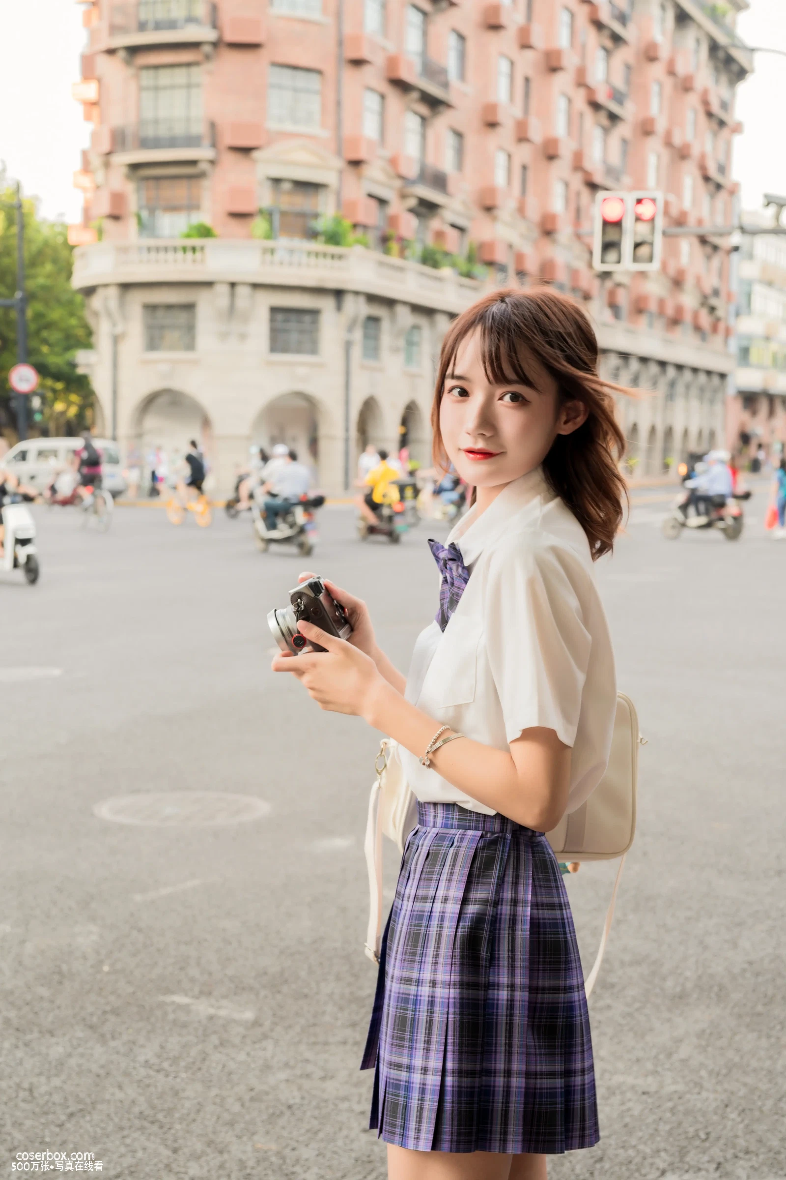 [YITUYU艺图语] 2022.05.08 NO.1217 文艺少女 兔子Zzz不吃胡萝卜 [23P-178MB] - 在线看可下载原图