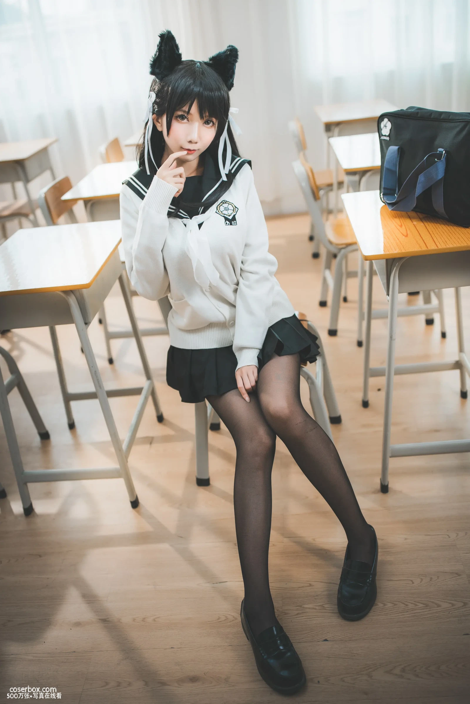 迷失人形QUQ NO.007 犬 学院幻想曲(24P-27MB) - 在线看可下载原图