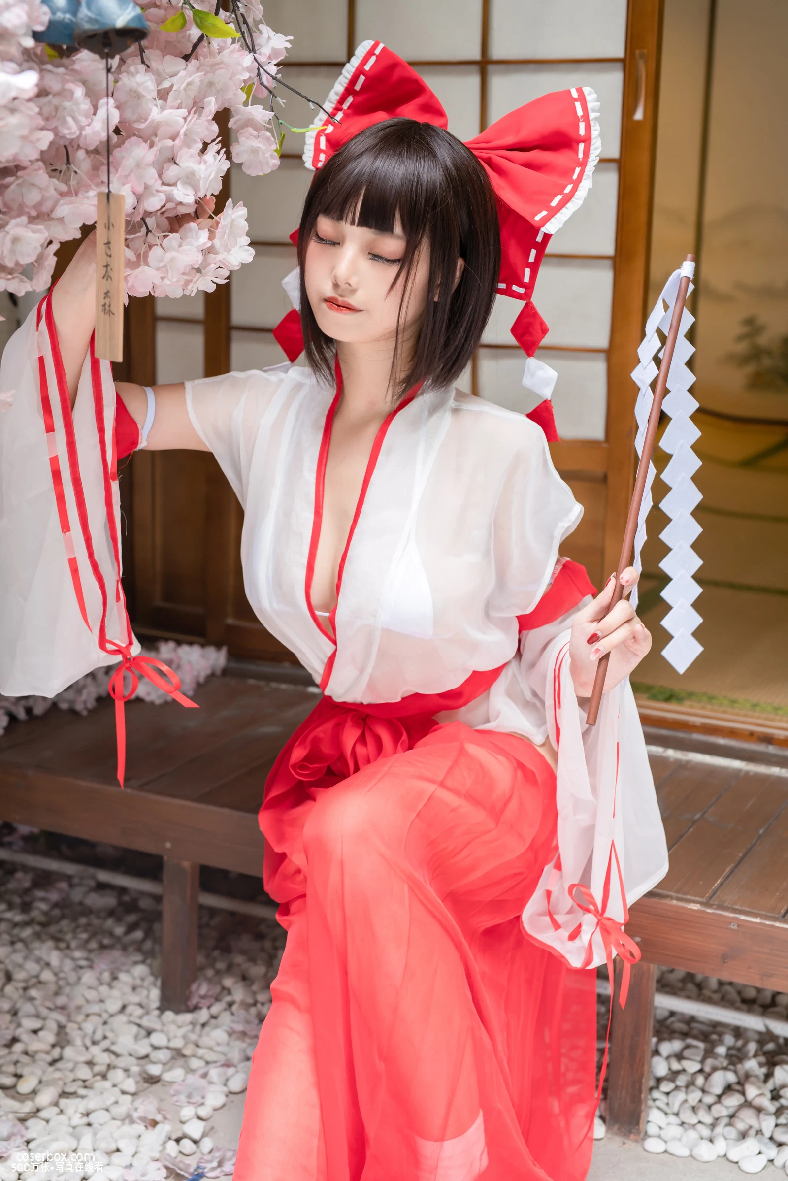 蜜汁猫裘 NO.043 透明巫女姐姐 [61P-702M] - 在线看可下载原图