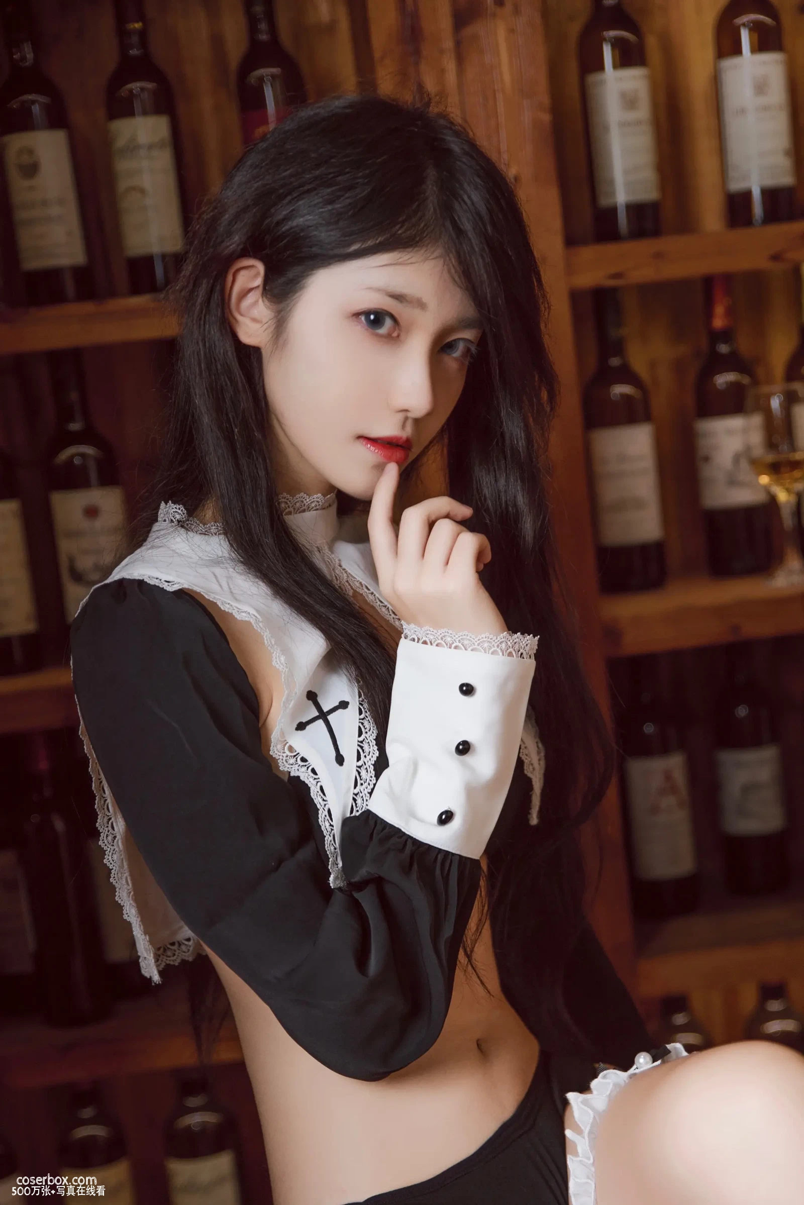 南桃Momoko NO.35 酒味女人 黑修女 福利向 - 在线看可下载原图