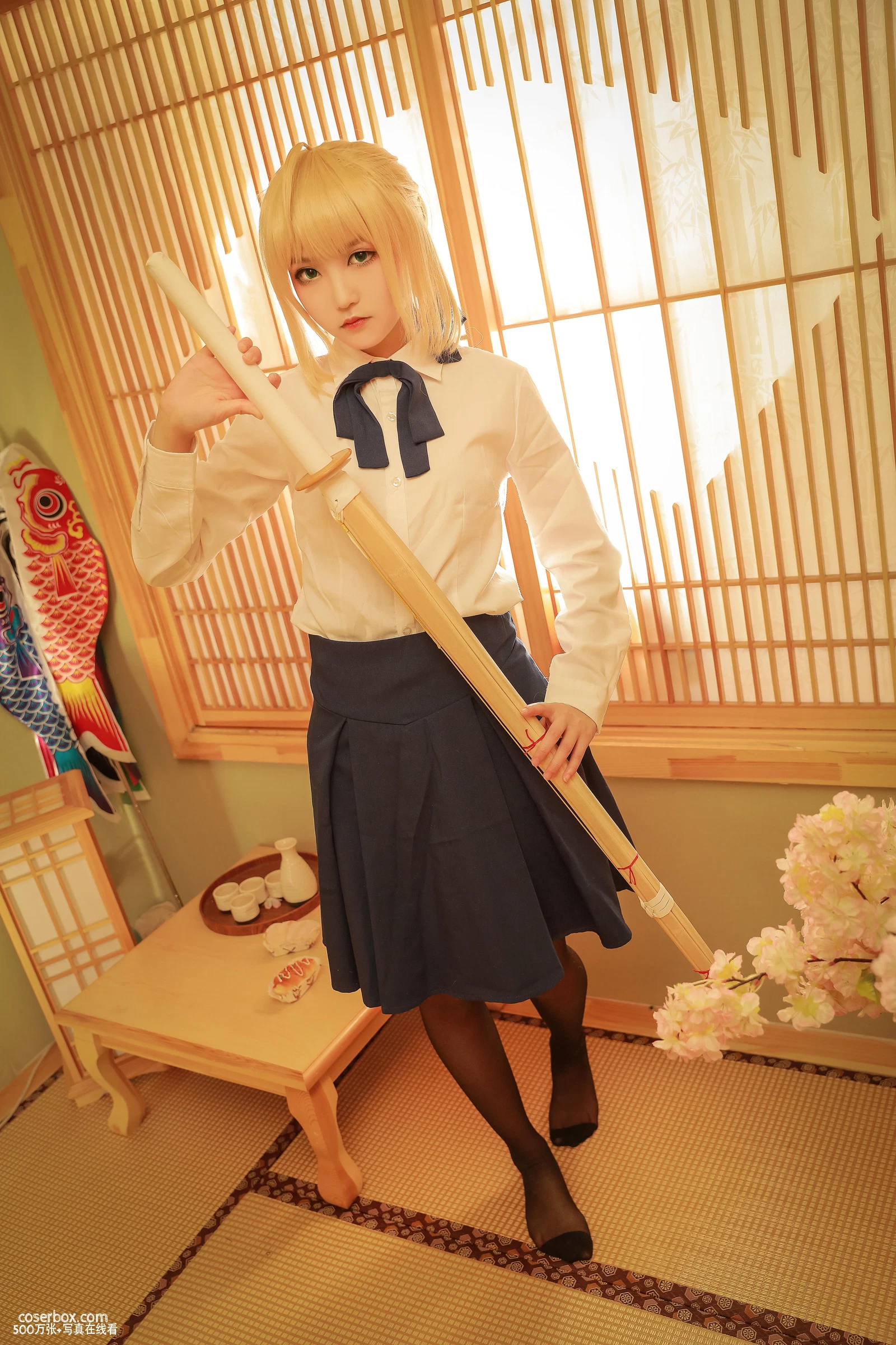 这个泡泡就是逊啦 NO.002 saber常服 [9P 42 - 在线看可下载原图