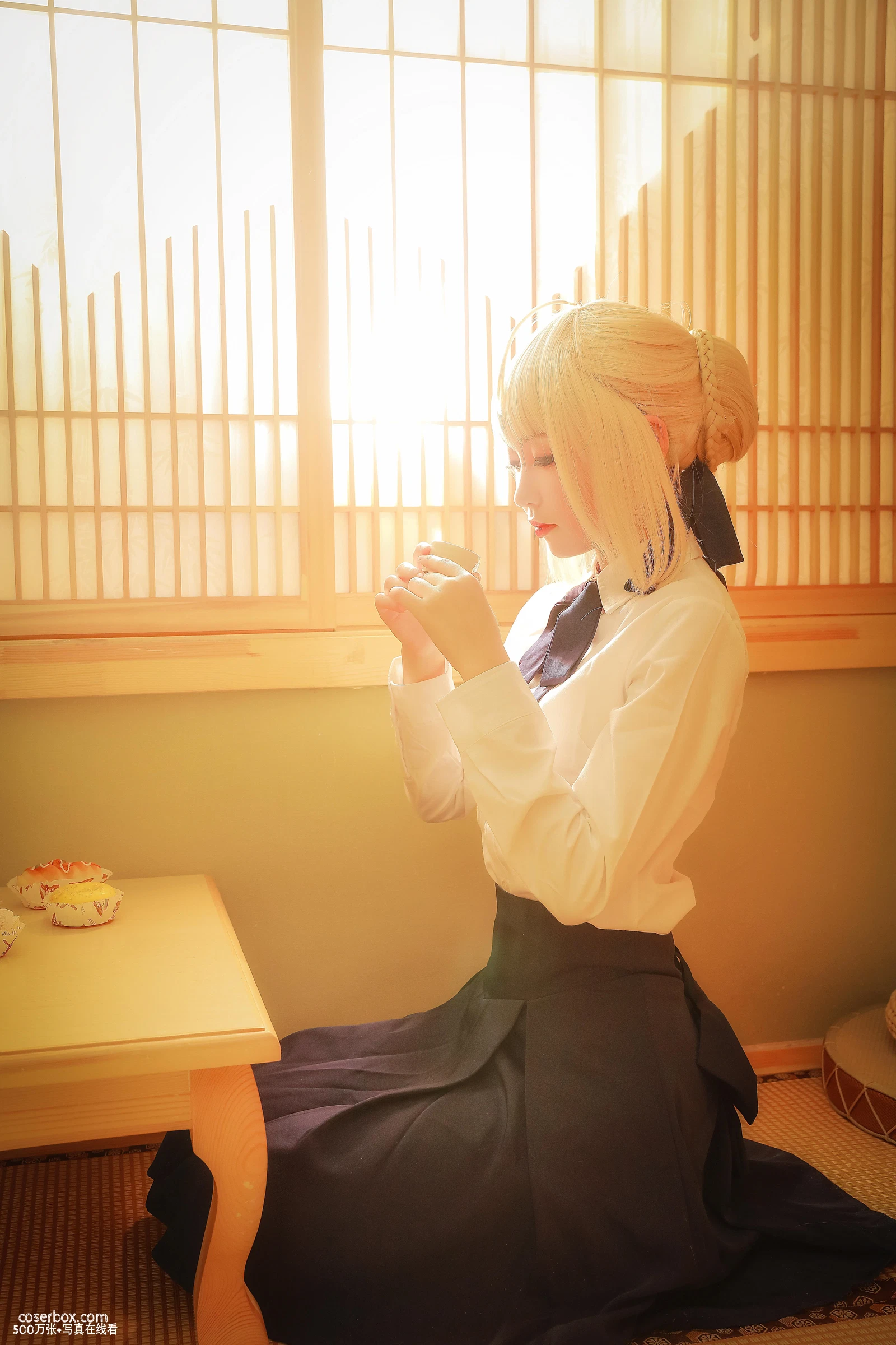这个泡泡就是逊啦 NO.002 saber常服 [9P 42 - 在线看可下载原图