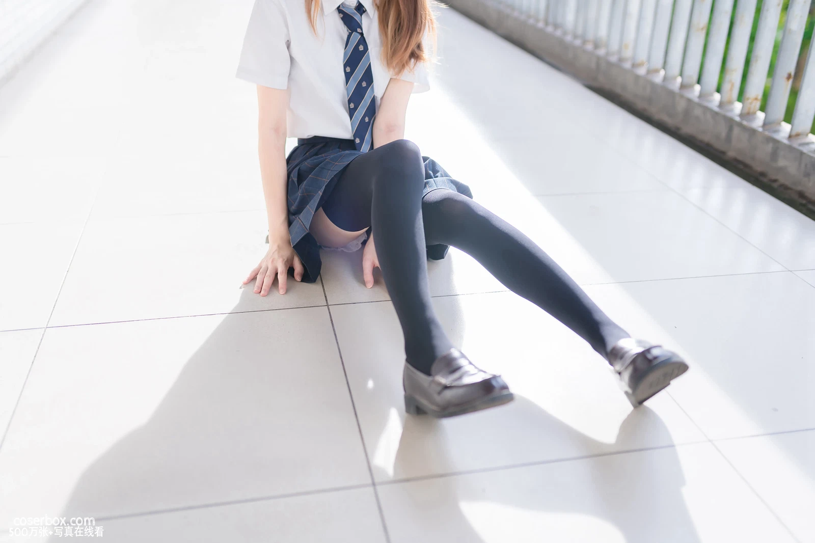 祖木子 NO.024 午后阳光下的黑丝学妹 [47P 194 - 在线看可下载原图