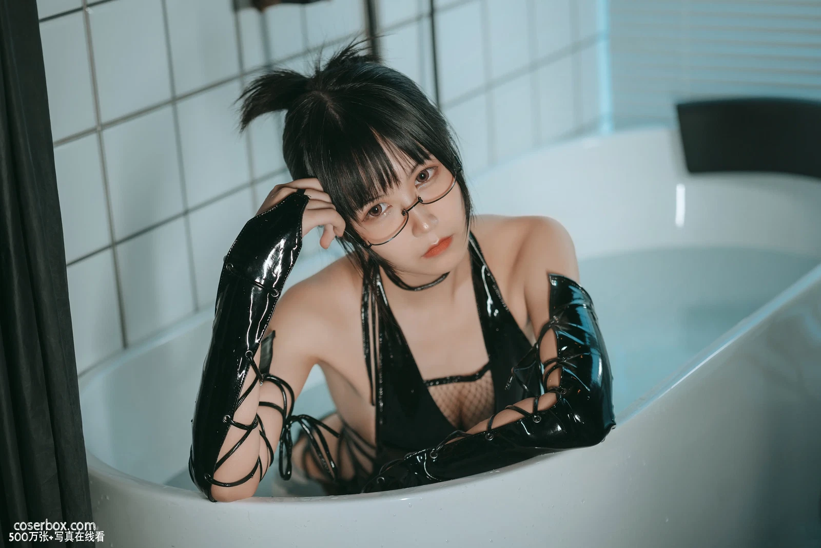 逐月SU NO.027 忍者 [27P 101 - 在线看可下载原图