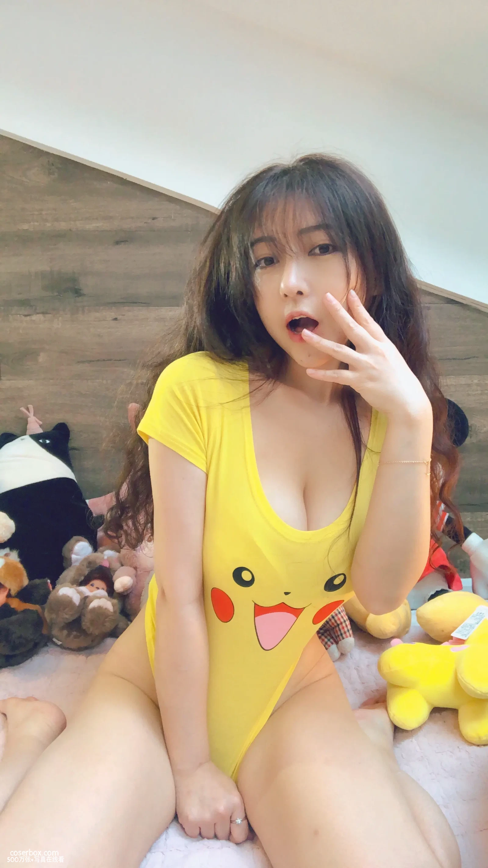 樱晚gigi NO.005 粉丝群收费写真04 [19P 73.48MB] - 在线看可下载原图