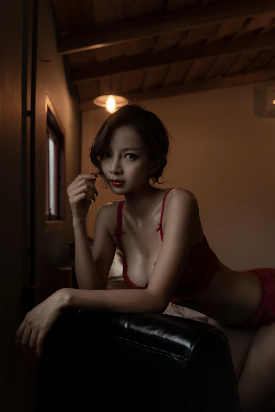Nicole小月 NO.001 后窗 [36P 101.94MB] - 在线看可下载原图