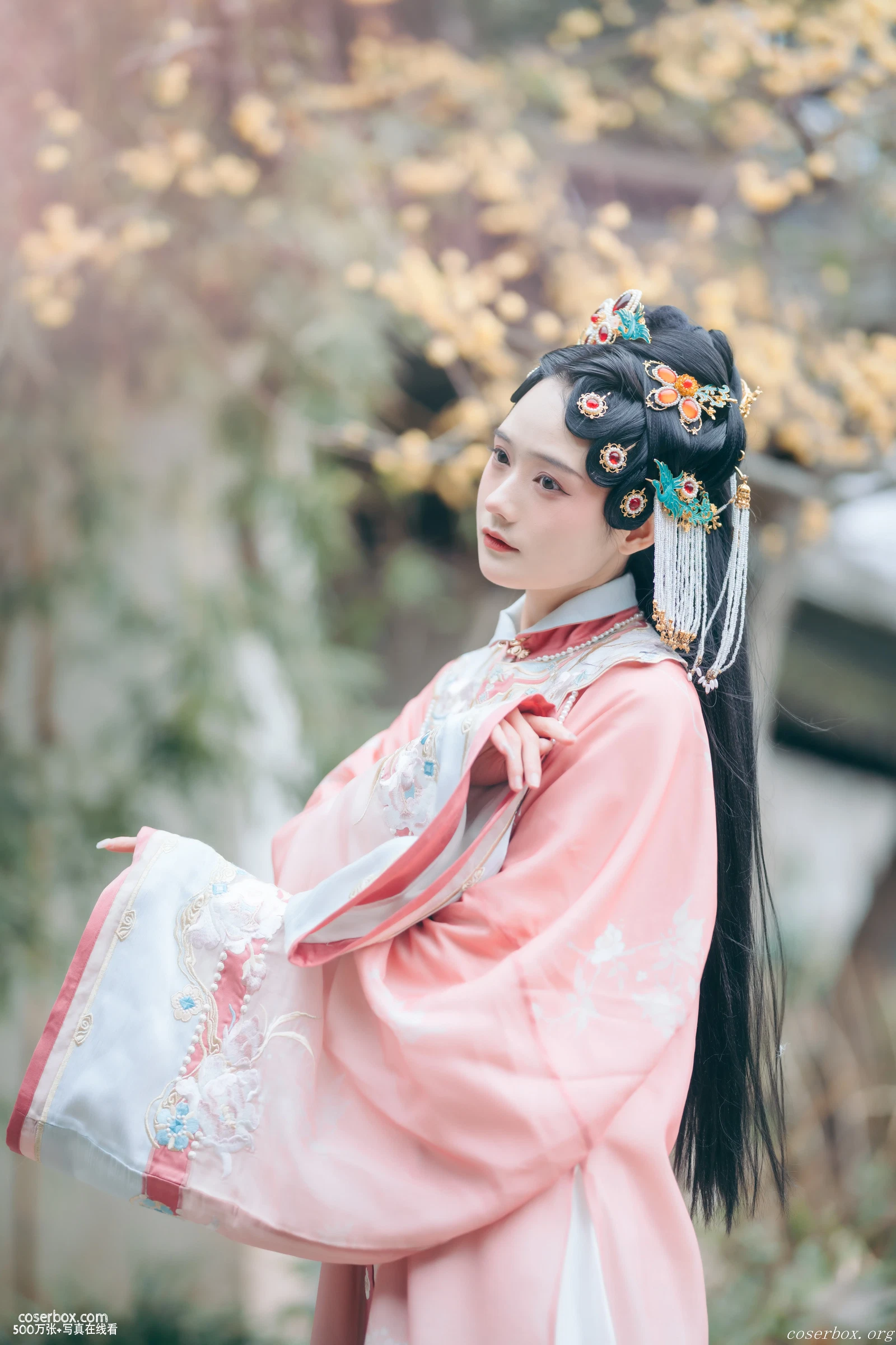 兔子Zzz不吃胡萝卜 NO.019 春来 · 二月梅 [22P 333.48MB] - 在线看可下载原图