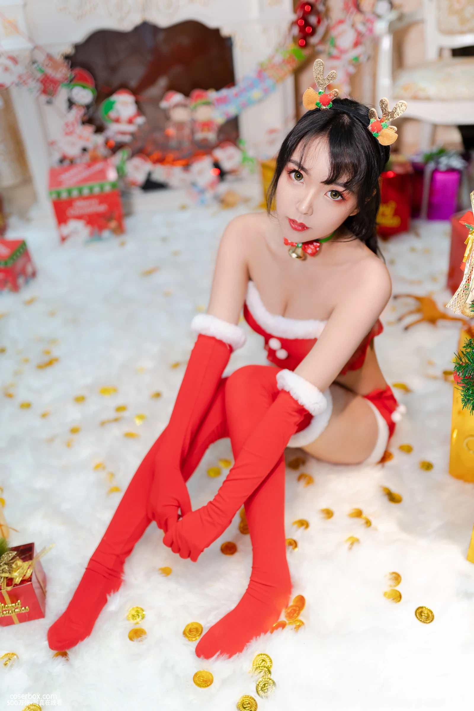 妍子坚不可摧 NO.003 圣诞节cos - 在线看可下载原图