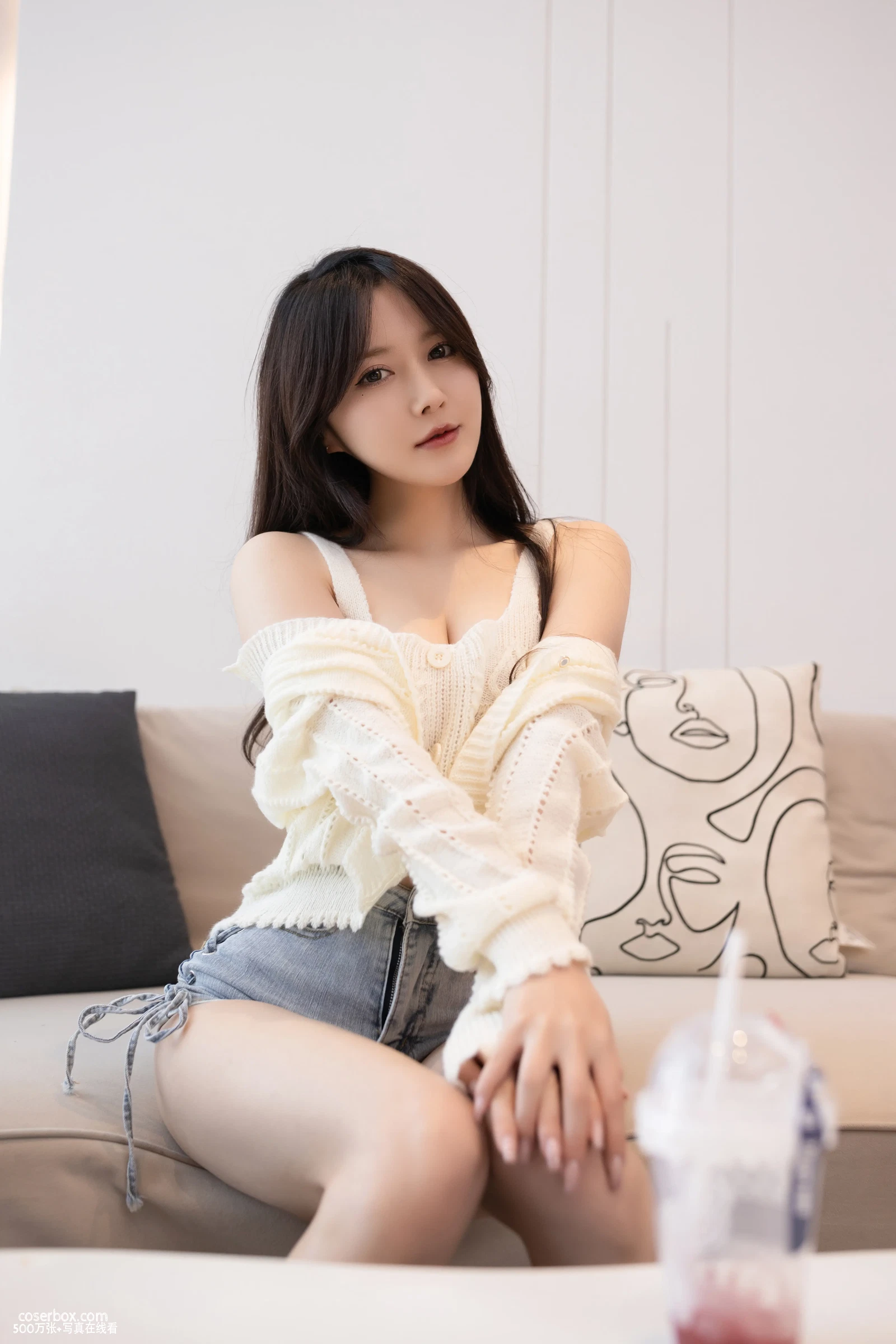 鱼子酱fish NO.047 内部私购 – 甜春写真 - 在线看可下载原图