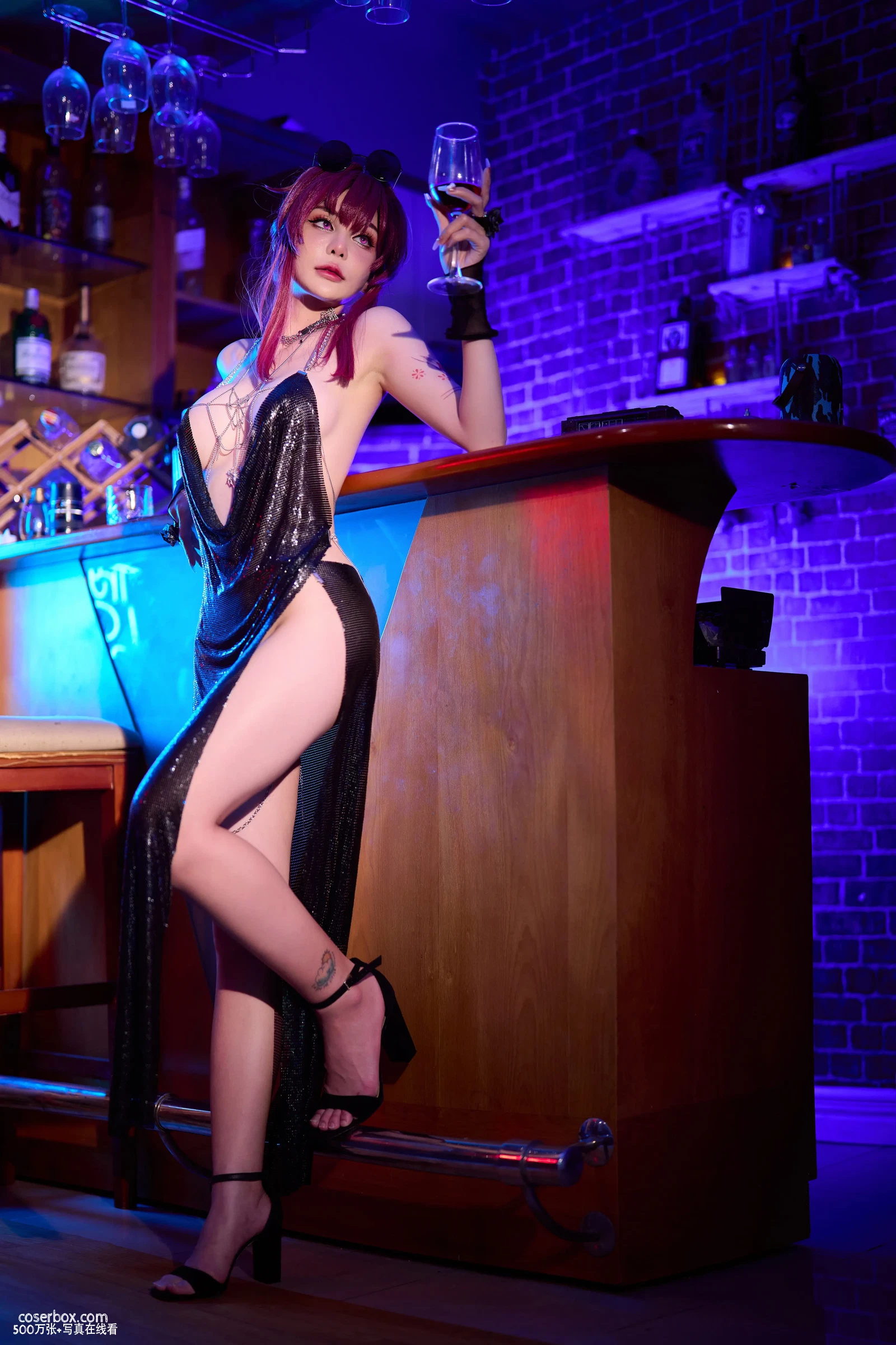 Joyce NO.026 Kafka Bar Night 卡芙卡 酒吧之夜 - 在线看可下载原图