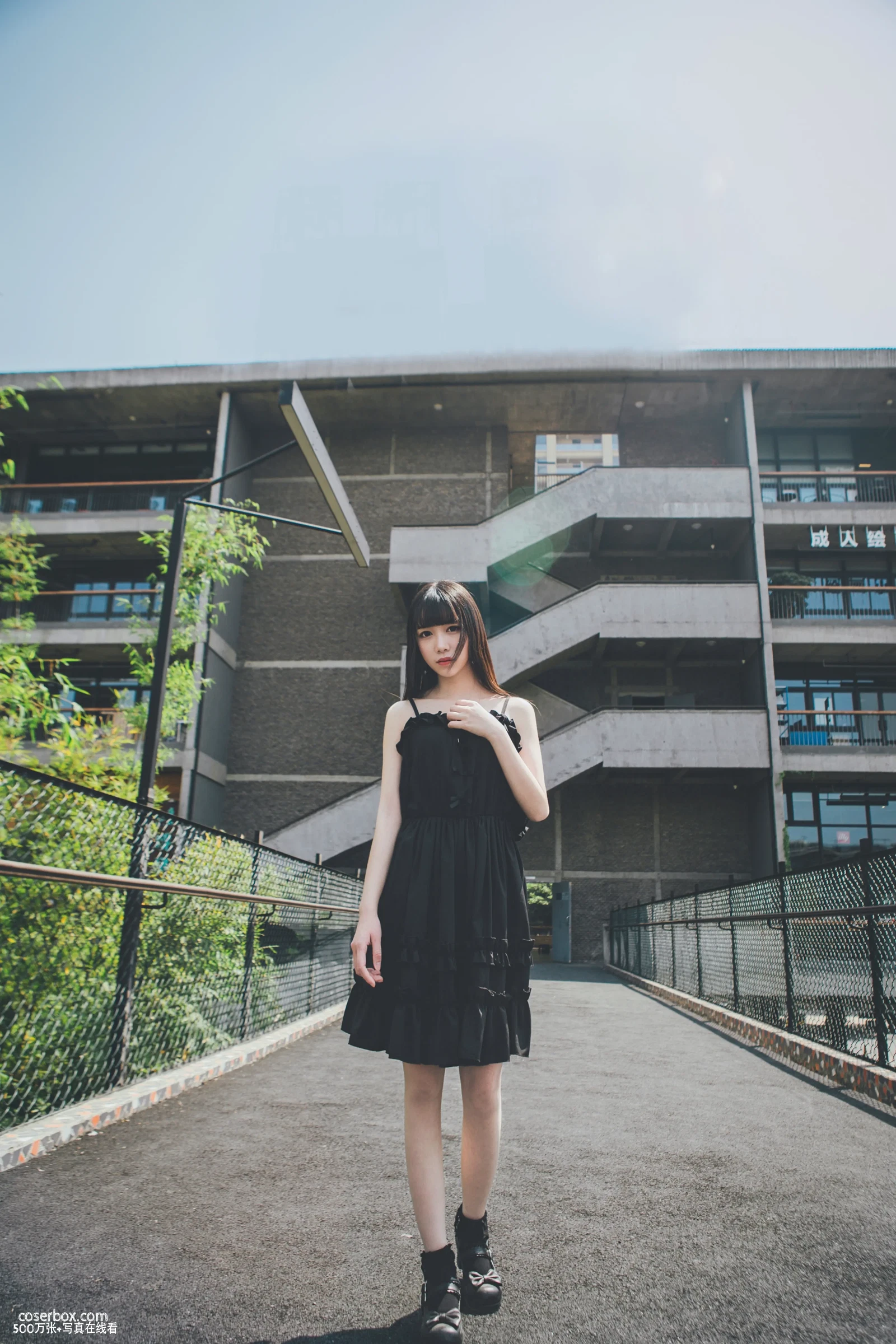 [YITUYU艺图语] 2022.05.18 NO.1316 西村 小风 [28P-259MB] - 在线看可下载原图