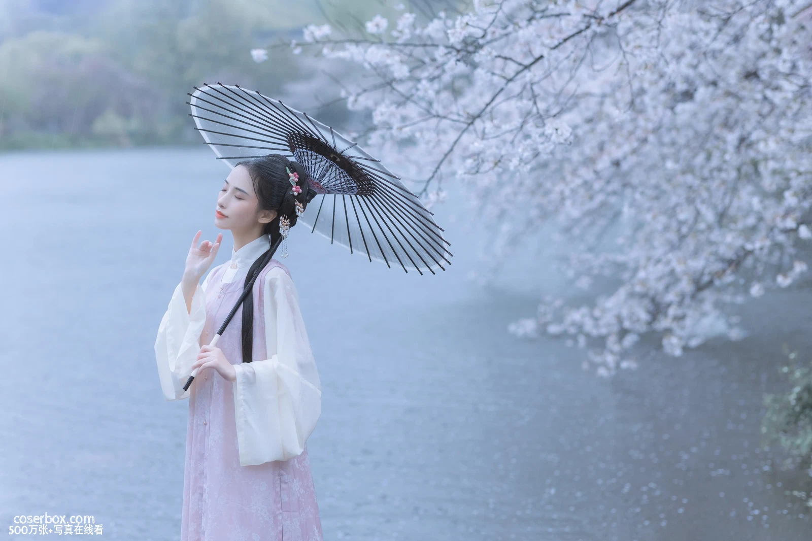 [YITUYU艺图语] 2022.05.25 NO.1379 雨樱花 眸小妖 [45P-444MB] - 在线看可下载原图