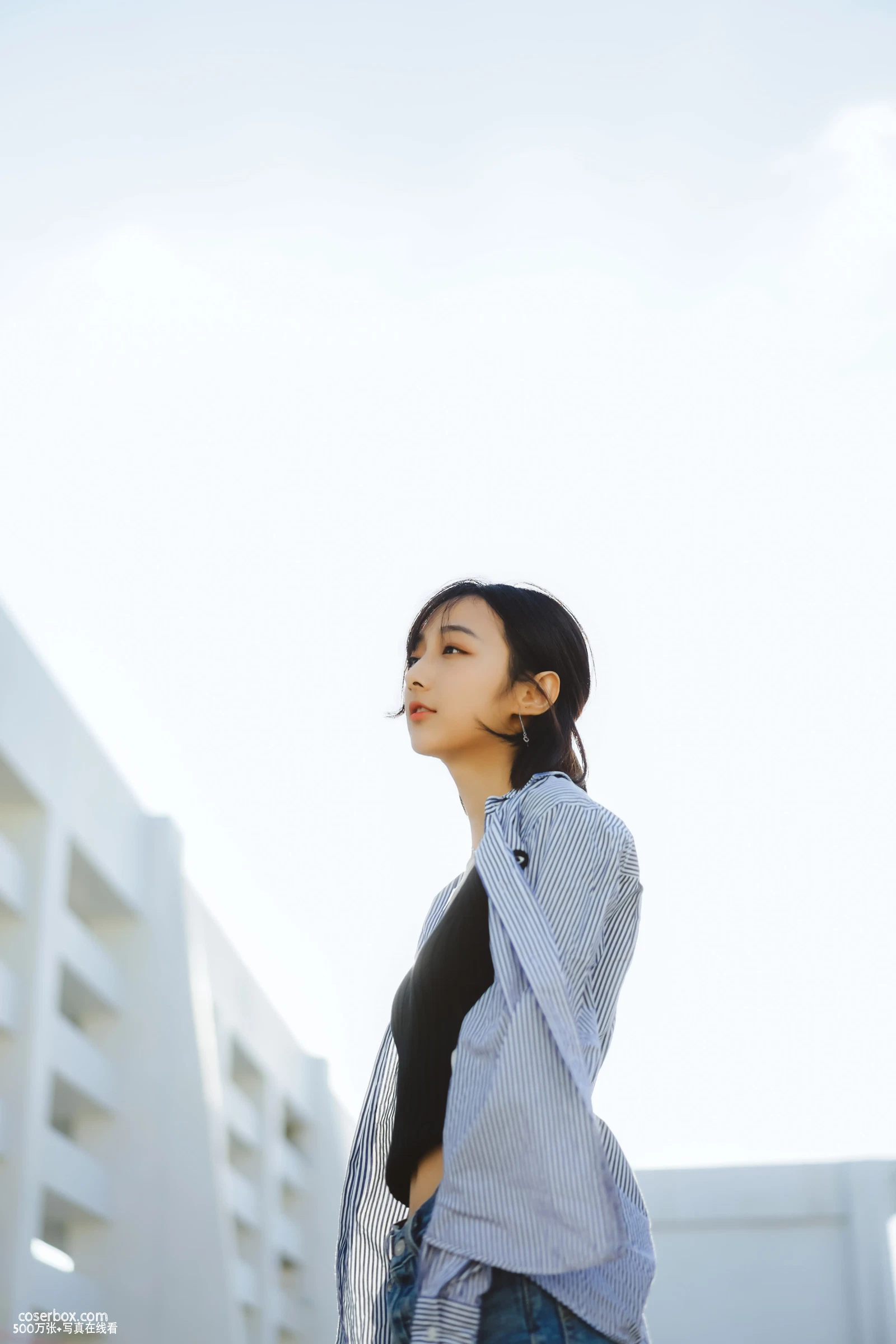 [YITUYU艺图语] 2022.05.17 NO.1309 天台的风 戴黎婷 [31P-285MB] - 在线看可下载原图
