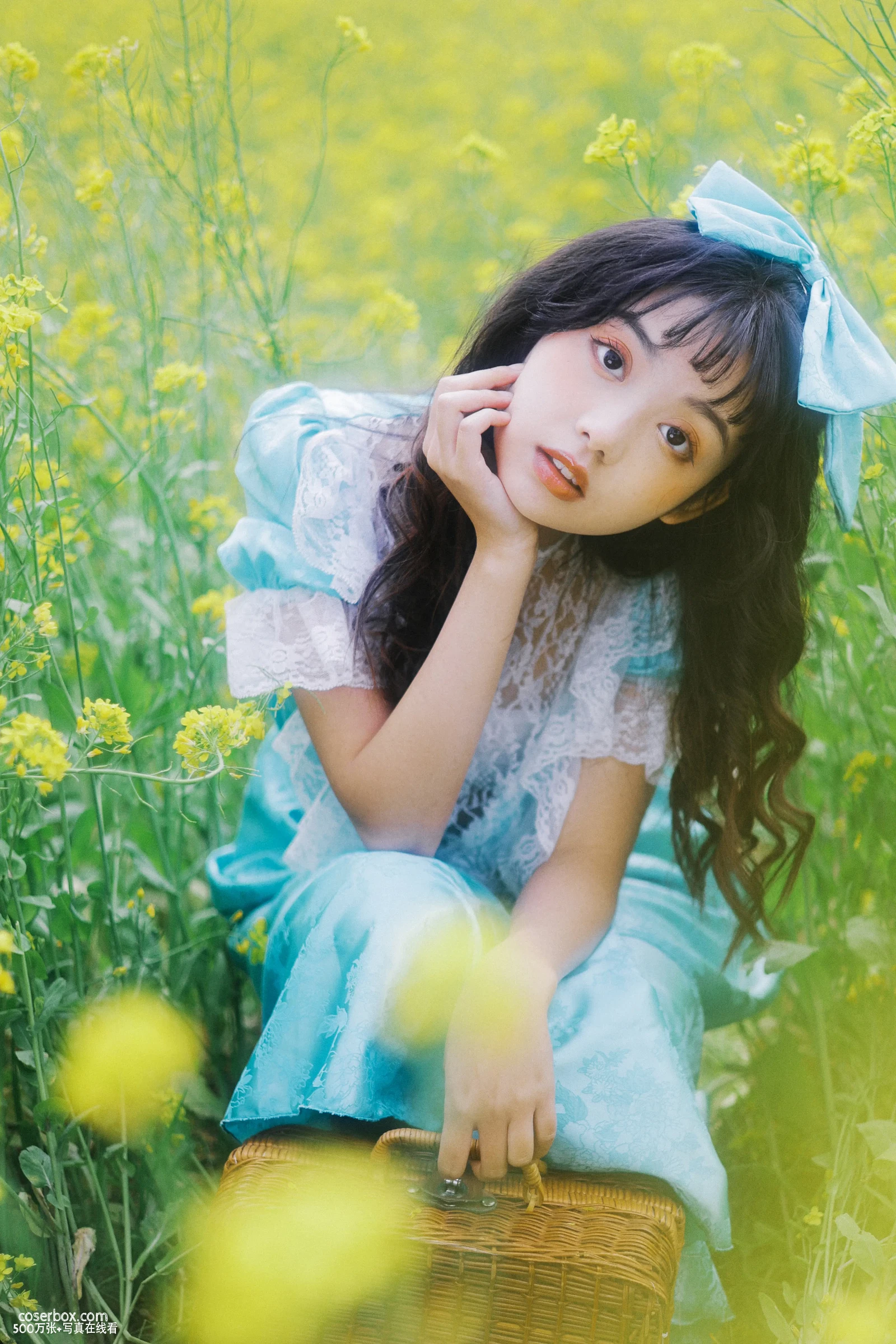 [YITUYU艺图语] 2022.05.26 NO.1384 黄色花海 芊芊 [23P-254MB] - 在线看可下载原图