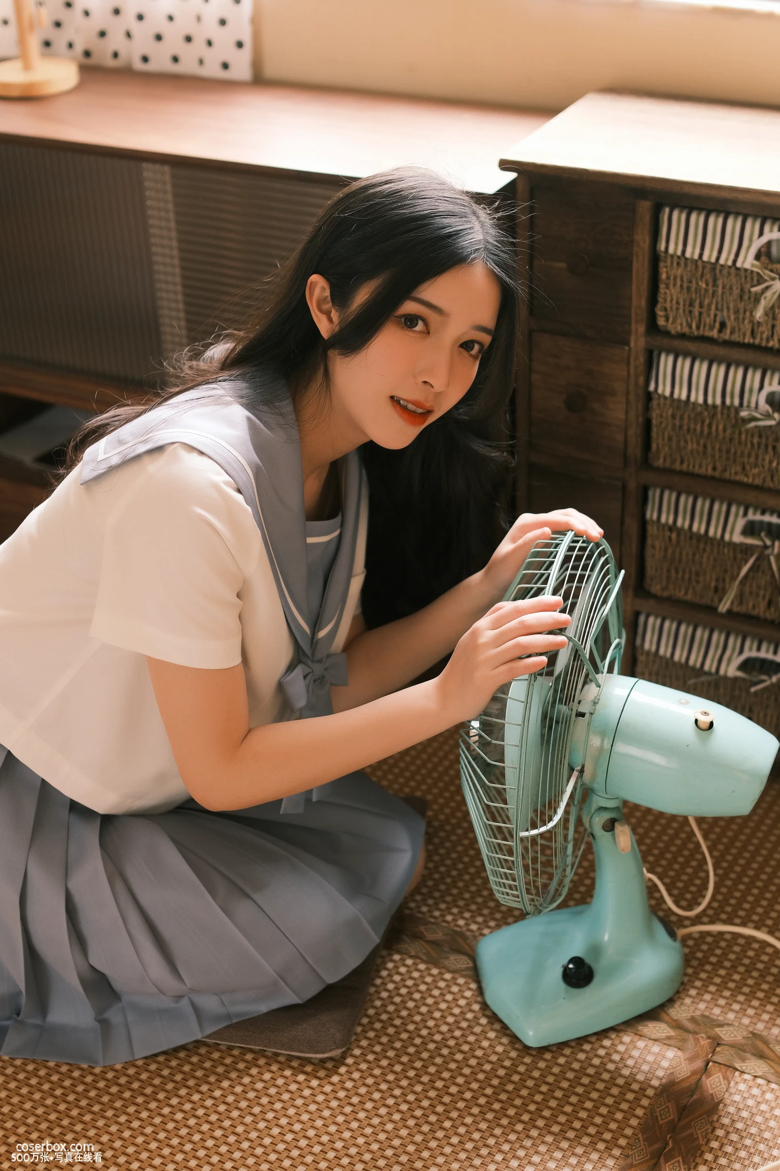 [YITUYU艺图语] 2022.05.22 NO.1350 没有夏的夏天 辛冉 [19P-195MB] - 在线看可下载原图