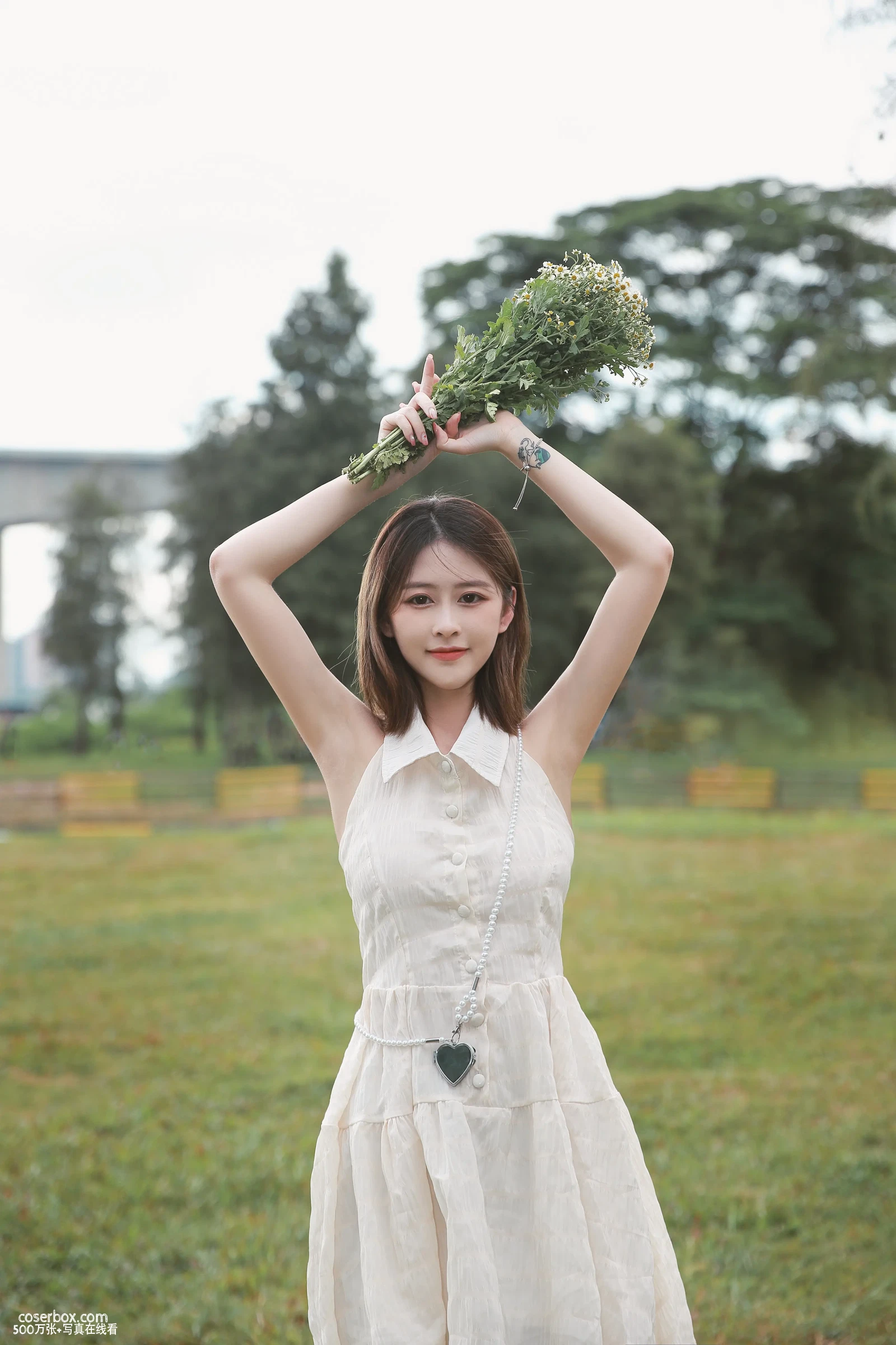 [YITUYU艺图语] 2022.05.13 NO.1265 人间四月天 蛋挞 [25P-204MB] - 在线看可下载原图