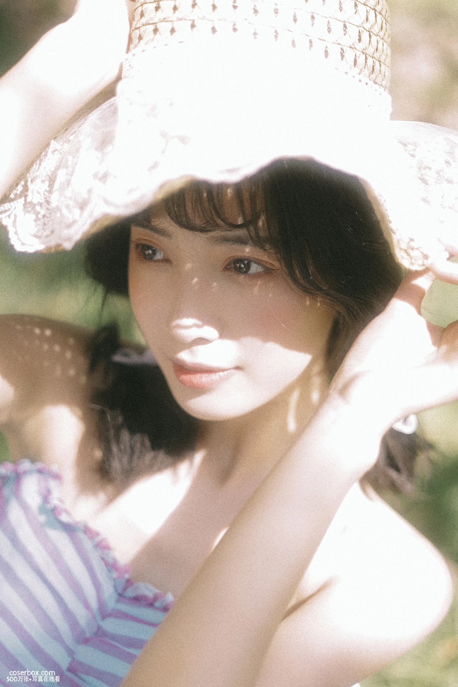 [YITUYU艺图语] 2022.05.27 NO.1401 她的眸 一只阿梦崽 [33P-215MB] - 在线看可下载原图