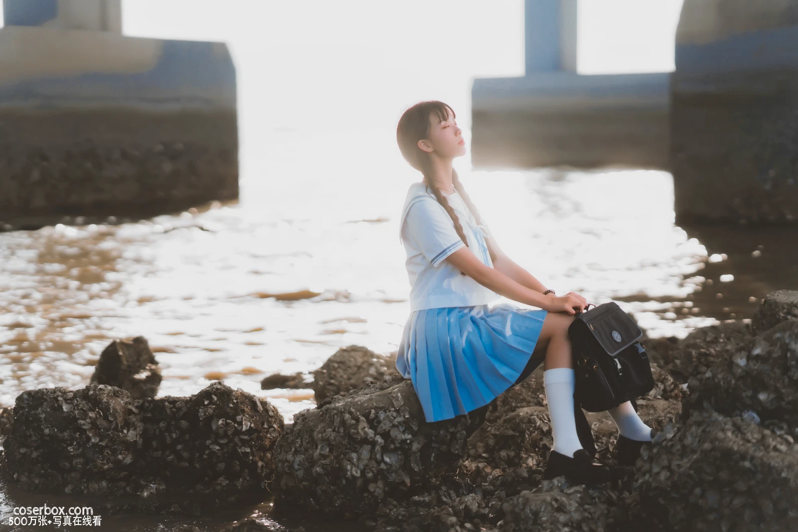 [YITUYU艺图语] 2022.05.13 NO.1264 青春之海 萧萧子 [21P-269MB] - 在线看可下载原图