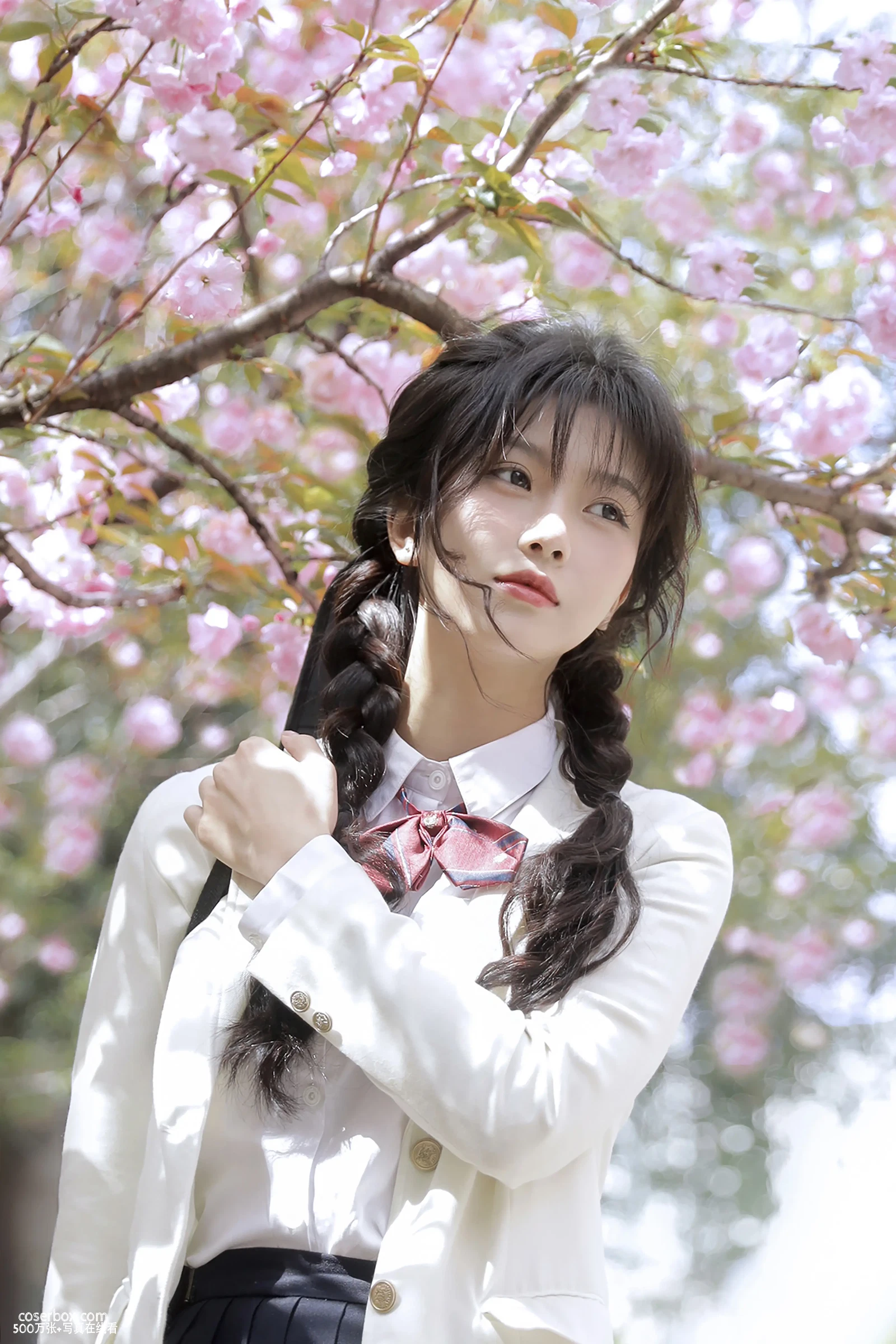 [YITUYU艺图语] 2022.05.21 NO.1340 繁樱一树 聂十三 [20P-83MB] - 在线看可下载原图