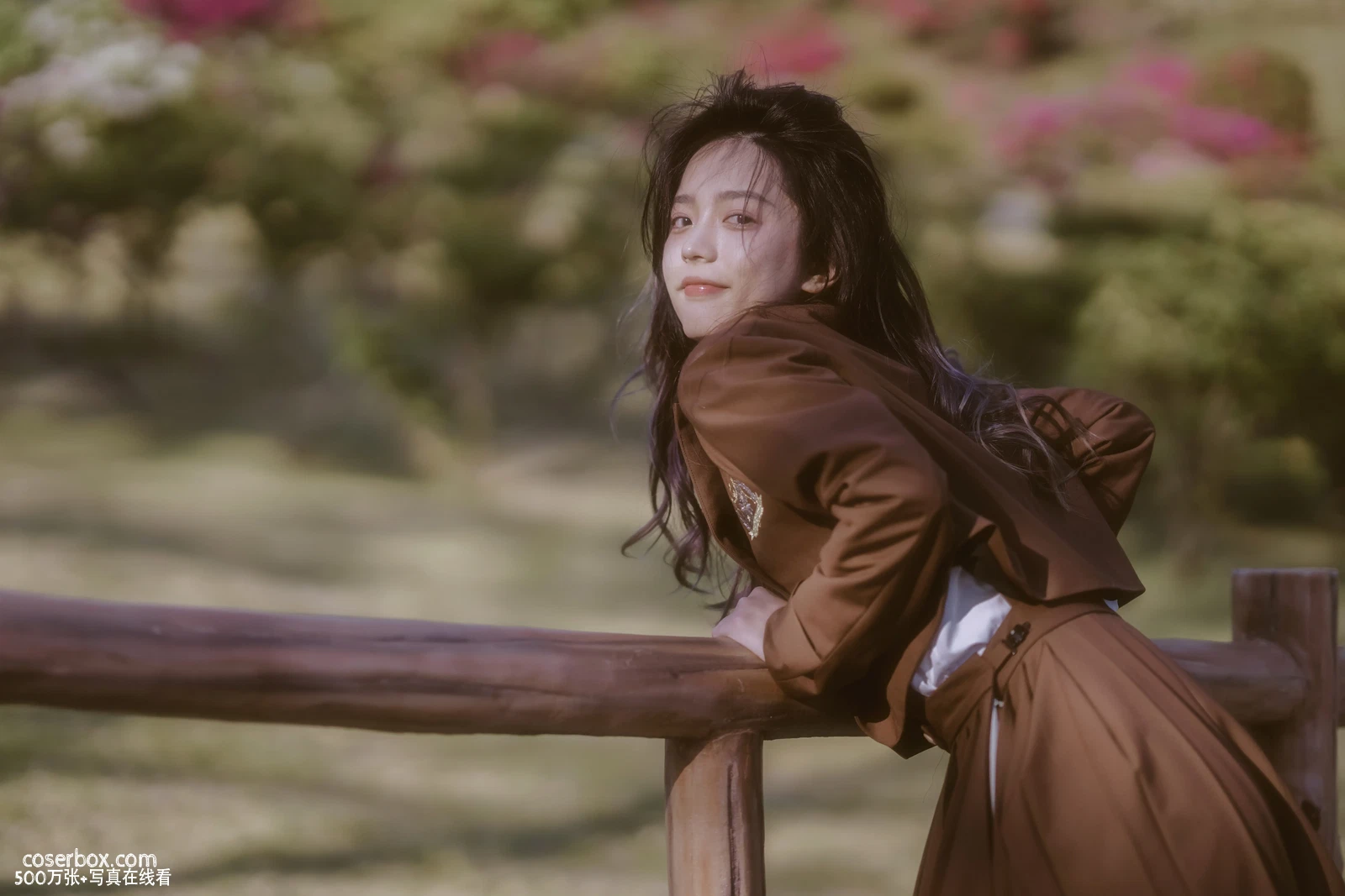 [YITUYU艺图语] 2022.05.16 NO.1300 想把你画成花 Enndme [29P-395MB] - 在线看可下载原图