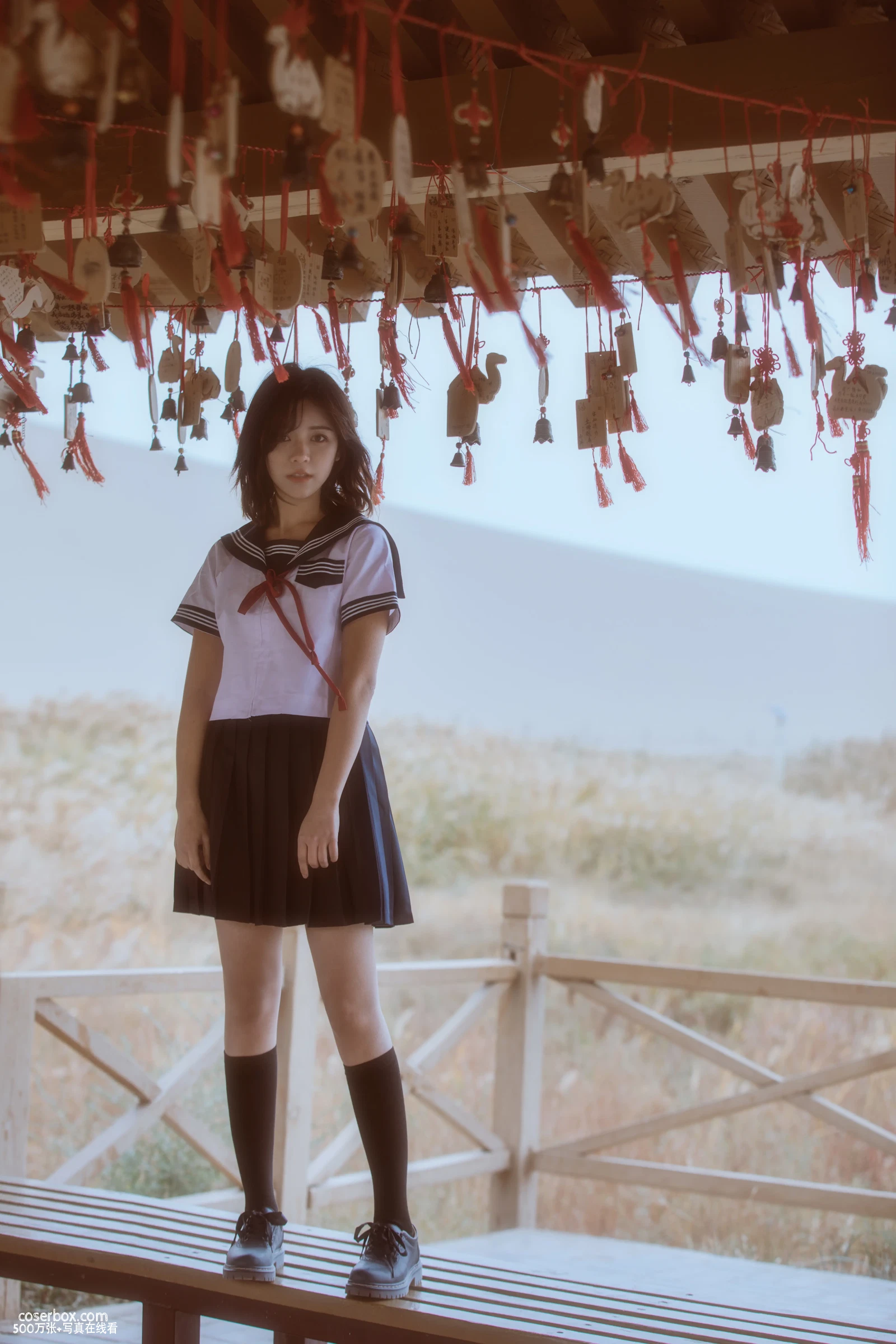 [YITUYU艺图语] 2022.05.14 NO.1279 沙漠JK 佳佳 [23P-200MB] - 在线看可下载原图