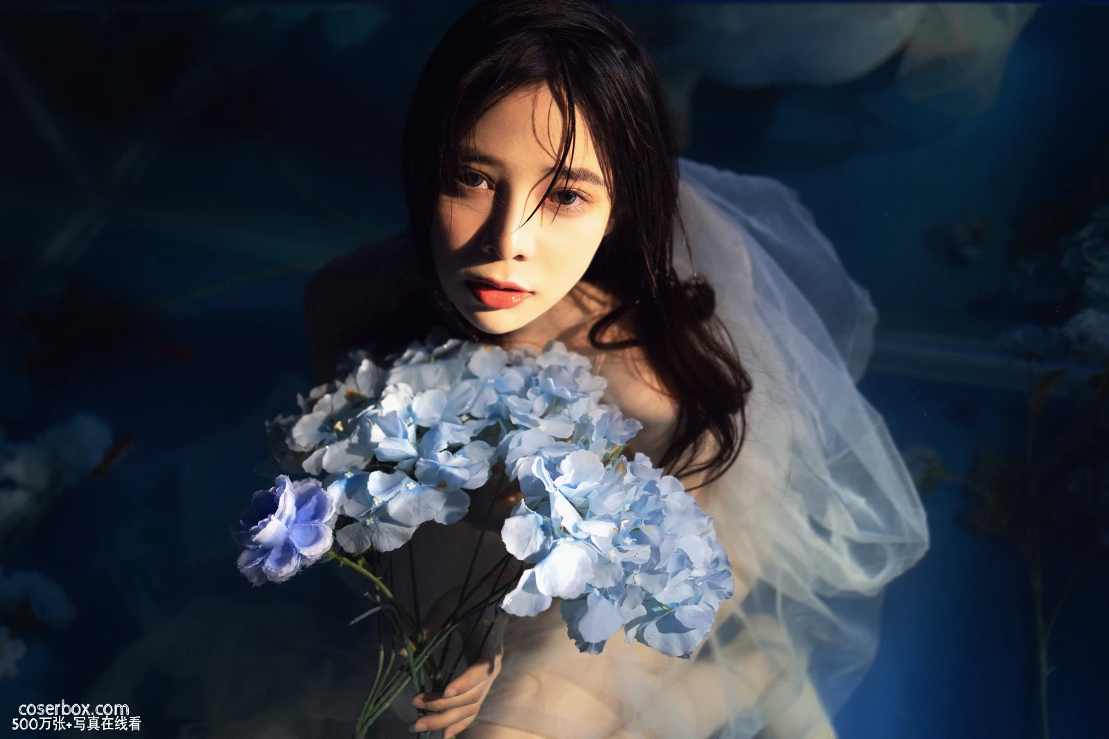 [YITUYU艺图语] 2022.06.13 NO.1562 镜花水月 蛋蛋 [34P-442MB] - 在线看可下载原图