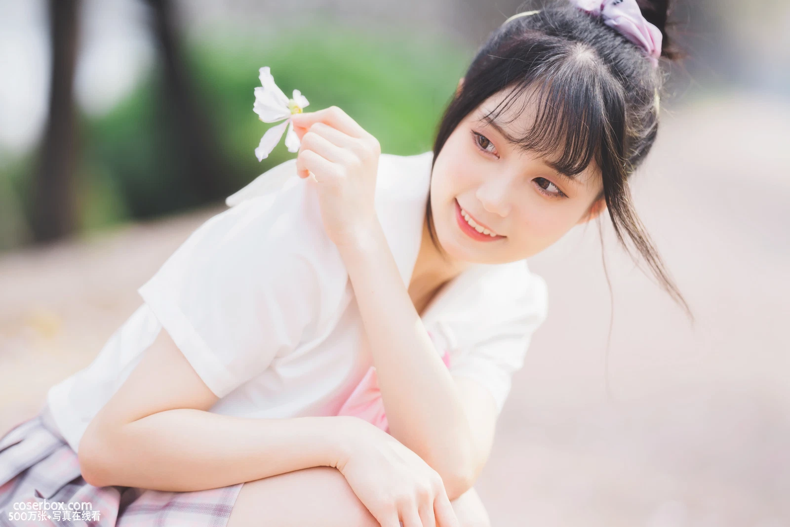 [YITUYU艺图语] 2022.06.21 NO.1635 花与少女 思涼poi [34P-646MB] - 在线看可下载原图