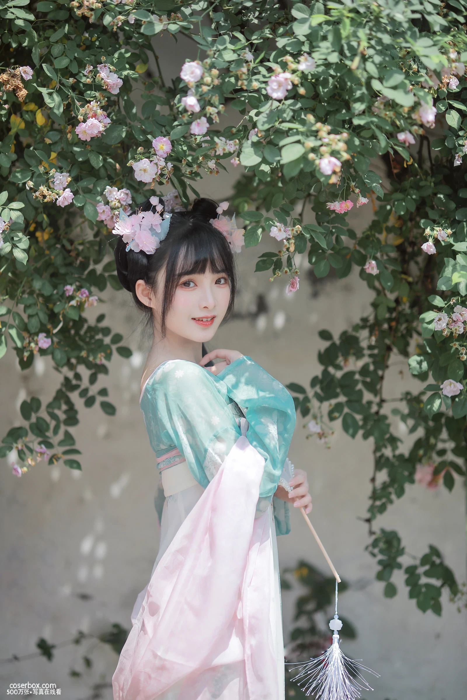 [YITUYU艺图语] 2022.06.14 NO.1567 渐开荷芰落蔷薇 莉莉崽w [19P-124MB] - 在线看可下载原图