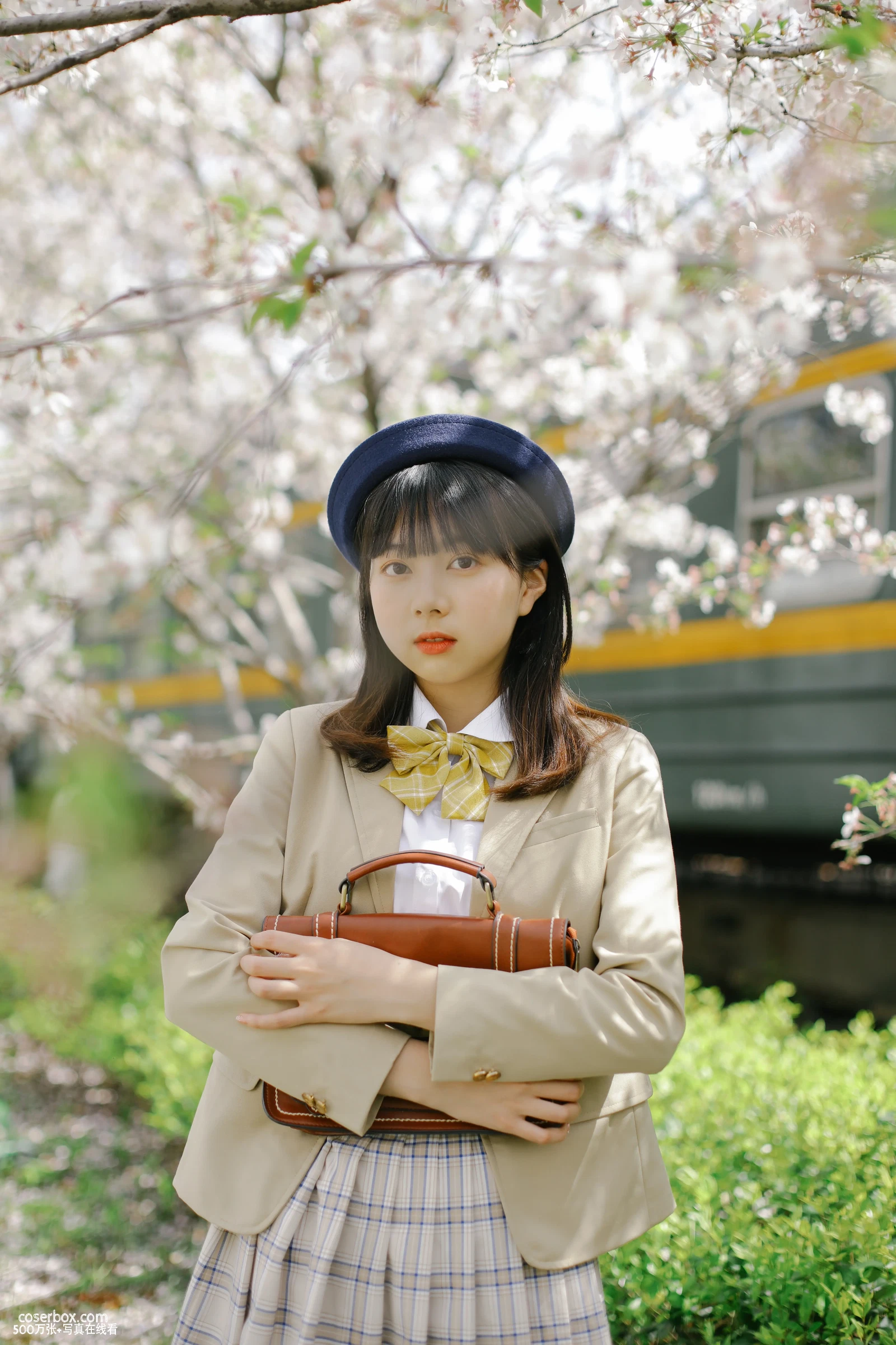[YITUYU艺图语] 2022.06.08 NO.1515 樱花烂漫 谢乏乏 [38P-426MB] - 在线看可下载原图