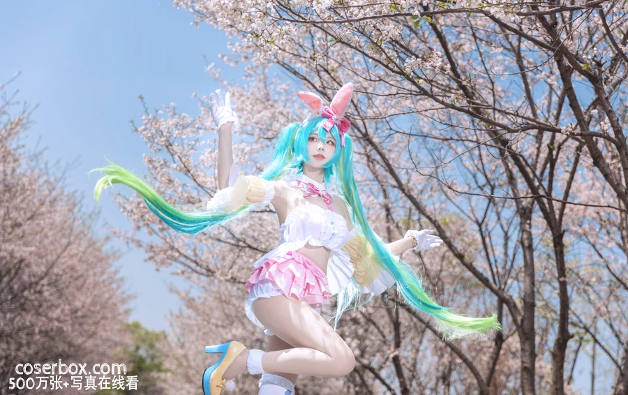 墨色的团子_墨舒 NO.003 初音未来 - 在线看可下载原图