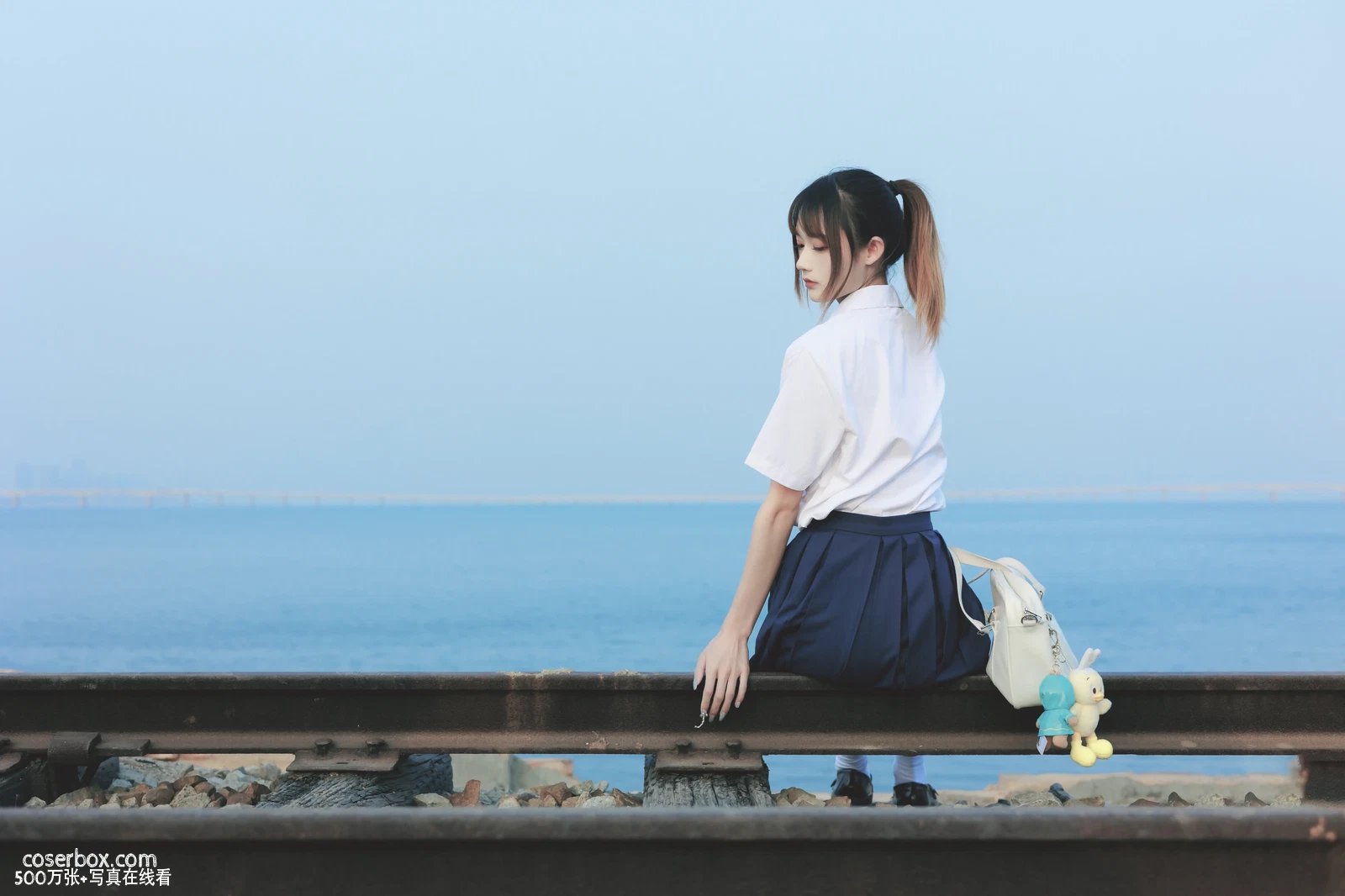 [YITUYU艺图语] 2022.06.28 NO.1700海风的声音 兔子Zzz不吃胡萝卜 [38P-299MB] - 在线看可下载原图