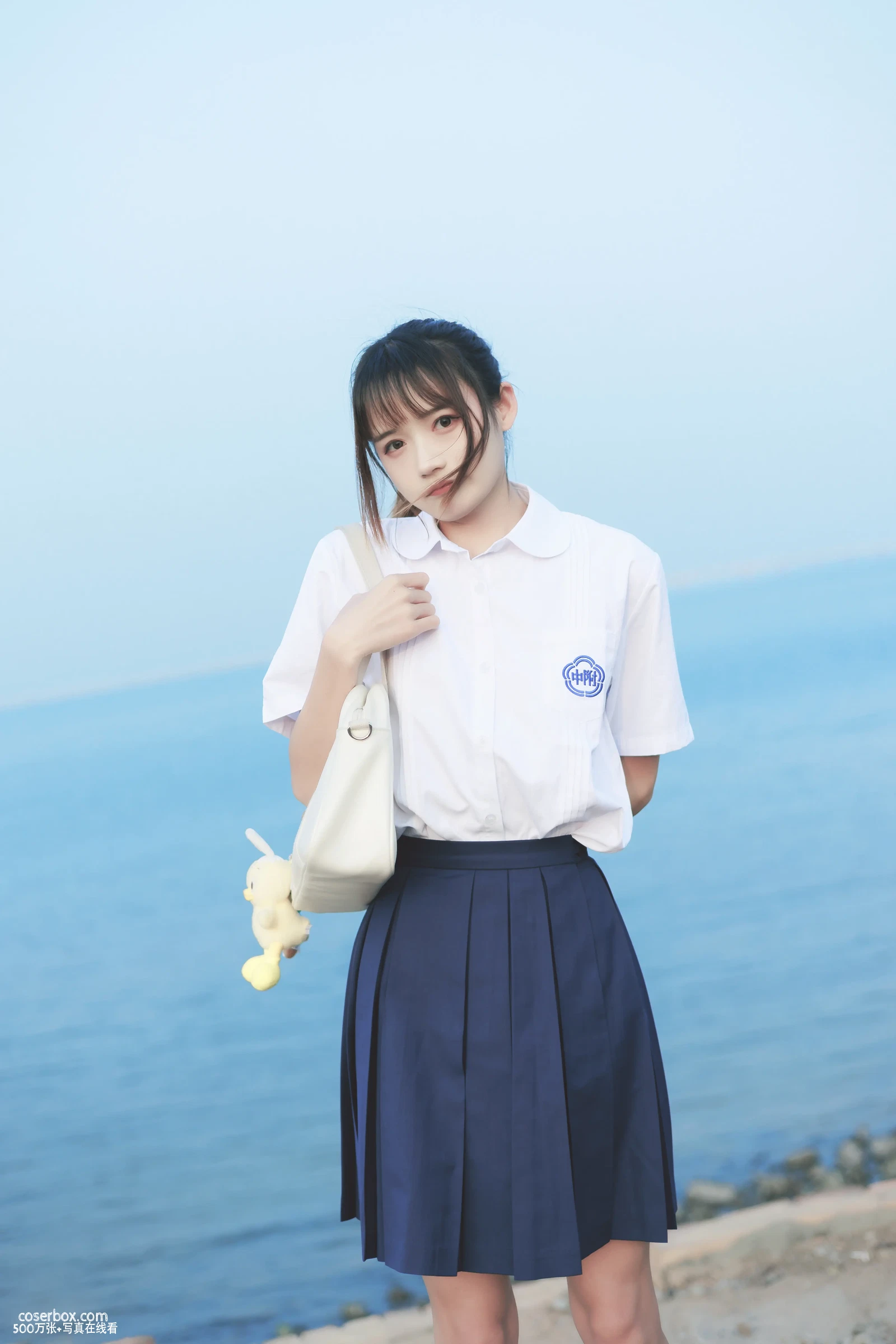 [YITUYU艺图语] 2022.06.28 NO.1700海风的声音 兔子Zzz不吃胡萝卜 [38P-299MB] - 在线看可下载原图