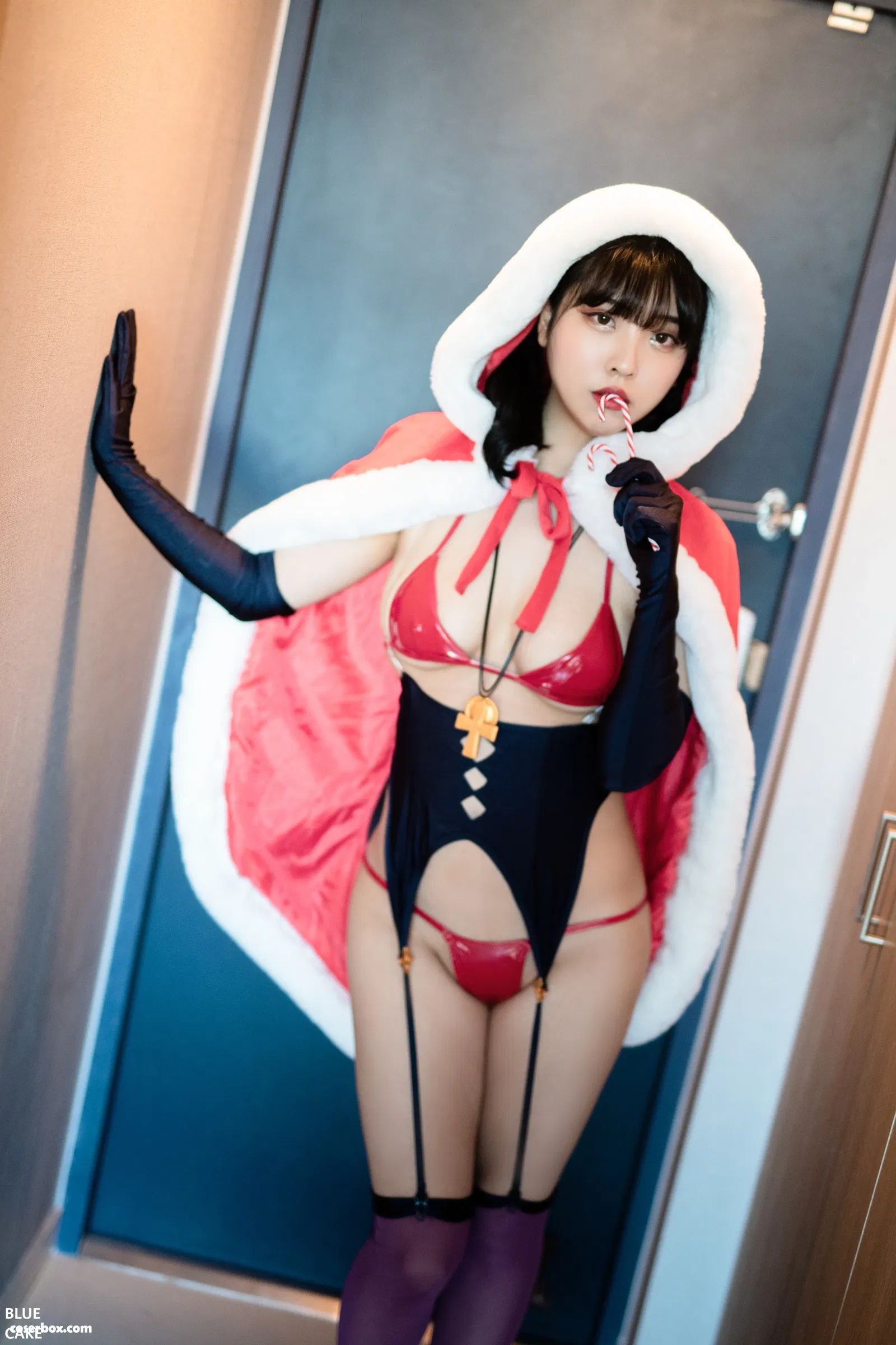 Song Hana 2023.12.05 XMas Figure 圣诞图 - 在线看可下载原图