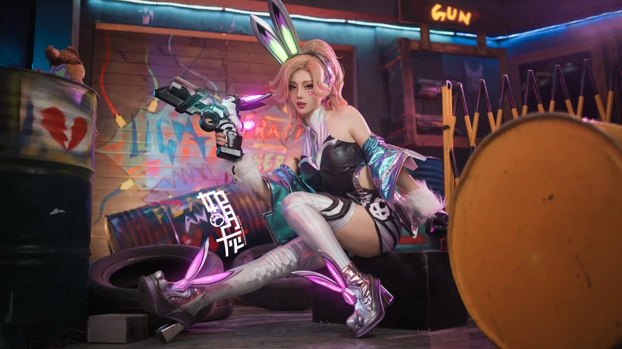 如月灰 2023.12.08 Battle Bunny Miss Fortune 英雄联盟 厄运小姐 - 在线看可下载原图
