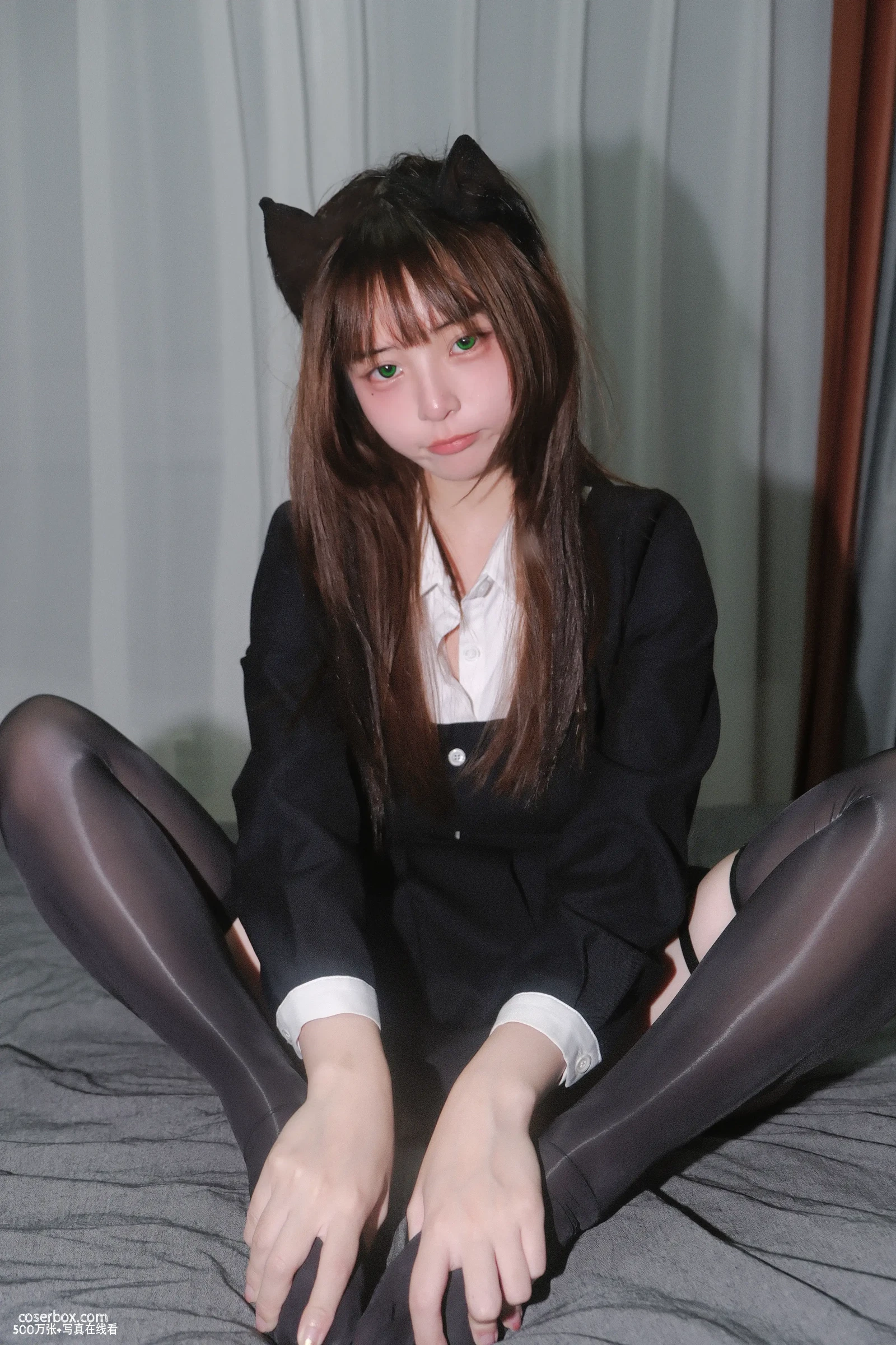 攻弦弦弦 2023.12.23 黑丝眼镜猫娘 - 在线看可下载原图
