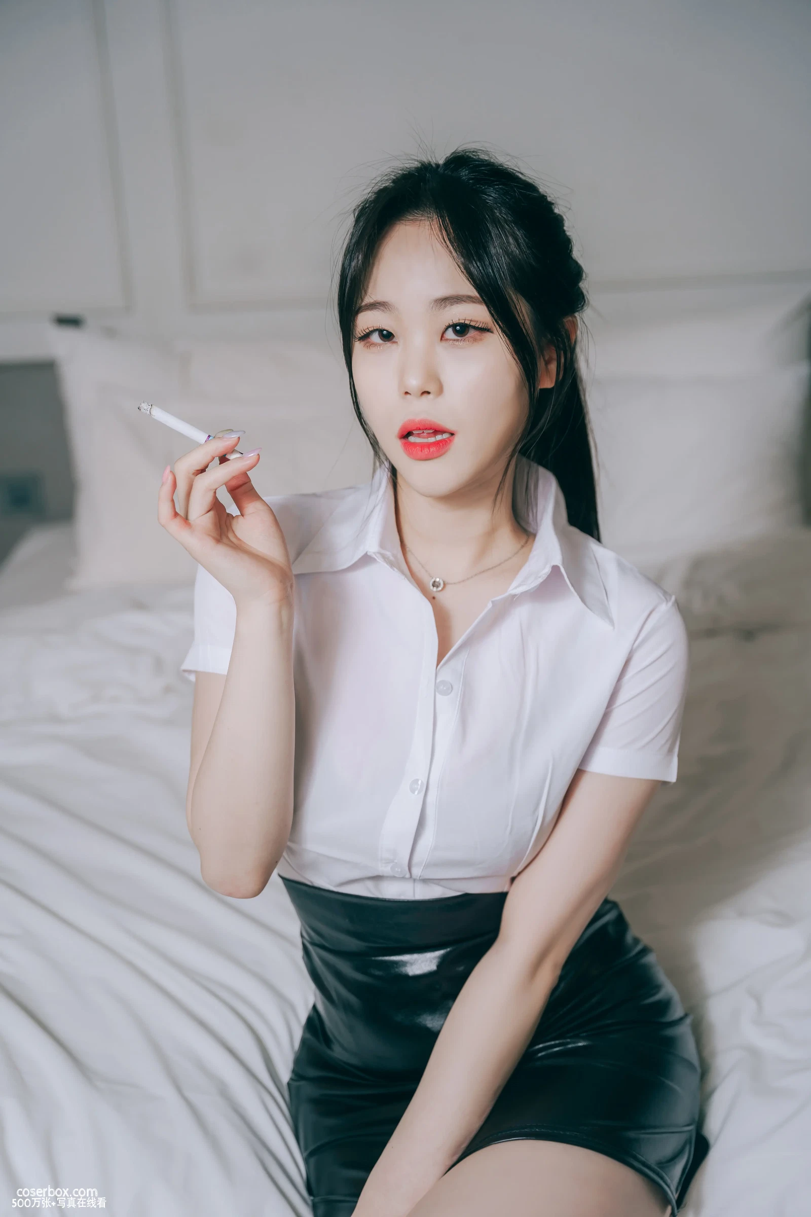 PUSSYLET 2024.01.08 黑色皮裙 - 在线看可下载原图