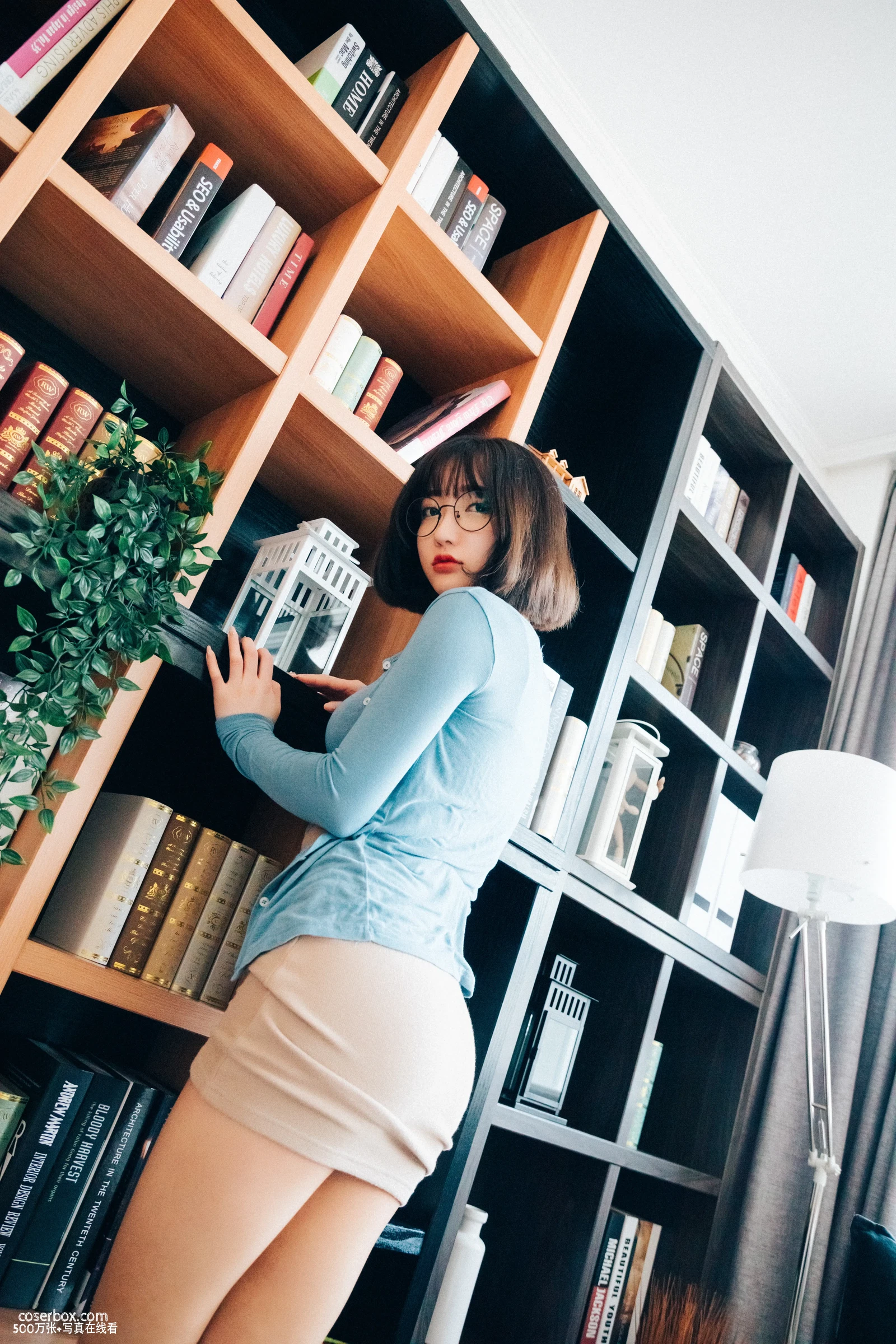 孙乐乐 손예은(孫樂樂) NO.061 Librarian Girl - 在线看可下载原图