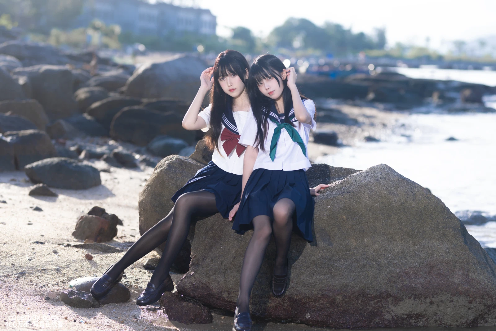 不呆猫2024.05.07 三無人型 水手服百合黑丝 - 在线看可下载原图