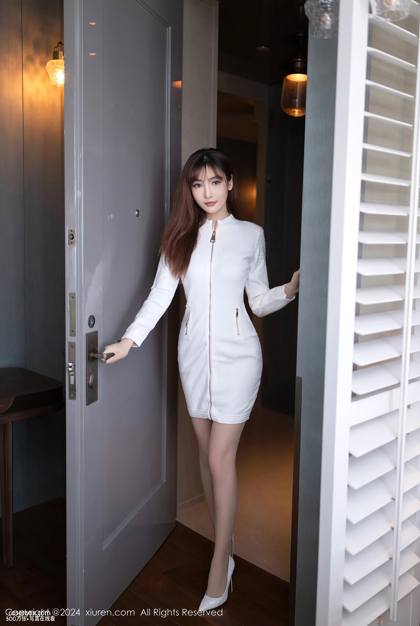 XiuRen秀人网 NO.8233 陆萱萱 [81P 643.06MB] - 在线看可下载原图