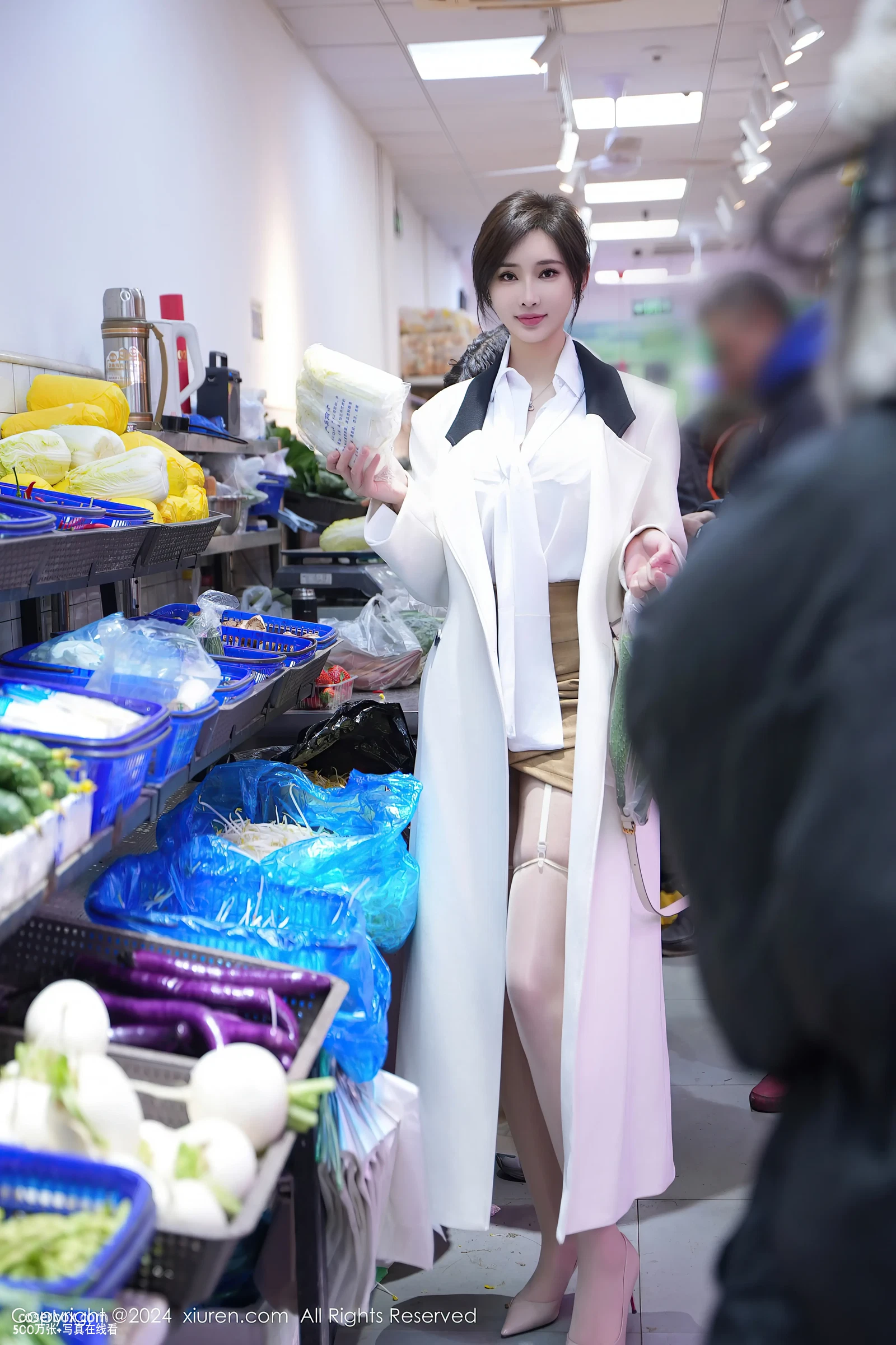 XiuRen秀人网 NO.8083 Carol周妍希 [97P 783.76MB] - 在线看可下载原图