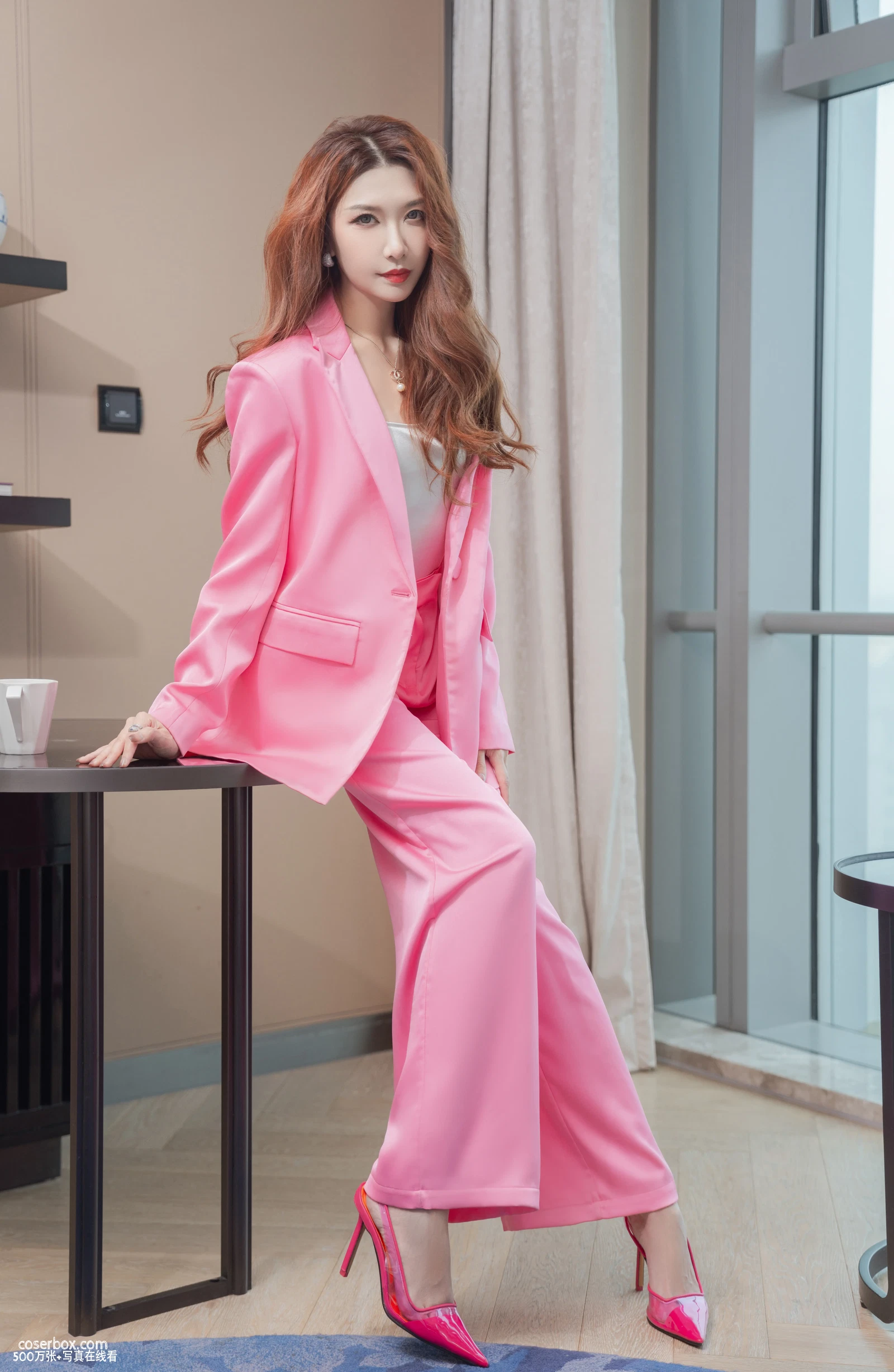 源纱希喵喵喵 2024.06.06 与女上司一起出差的意外发现 - 在线看可下载原图