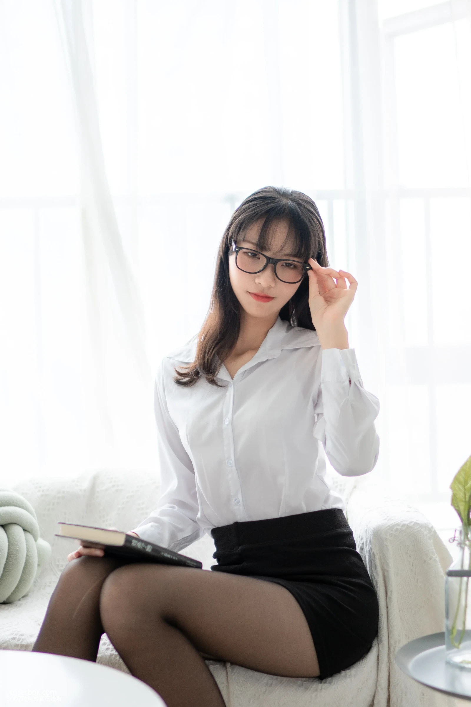 西瓜少女  2024.09.14 &茶籽ccz 黑丝双人百合2 清新版 - 在线看可下载原图