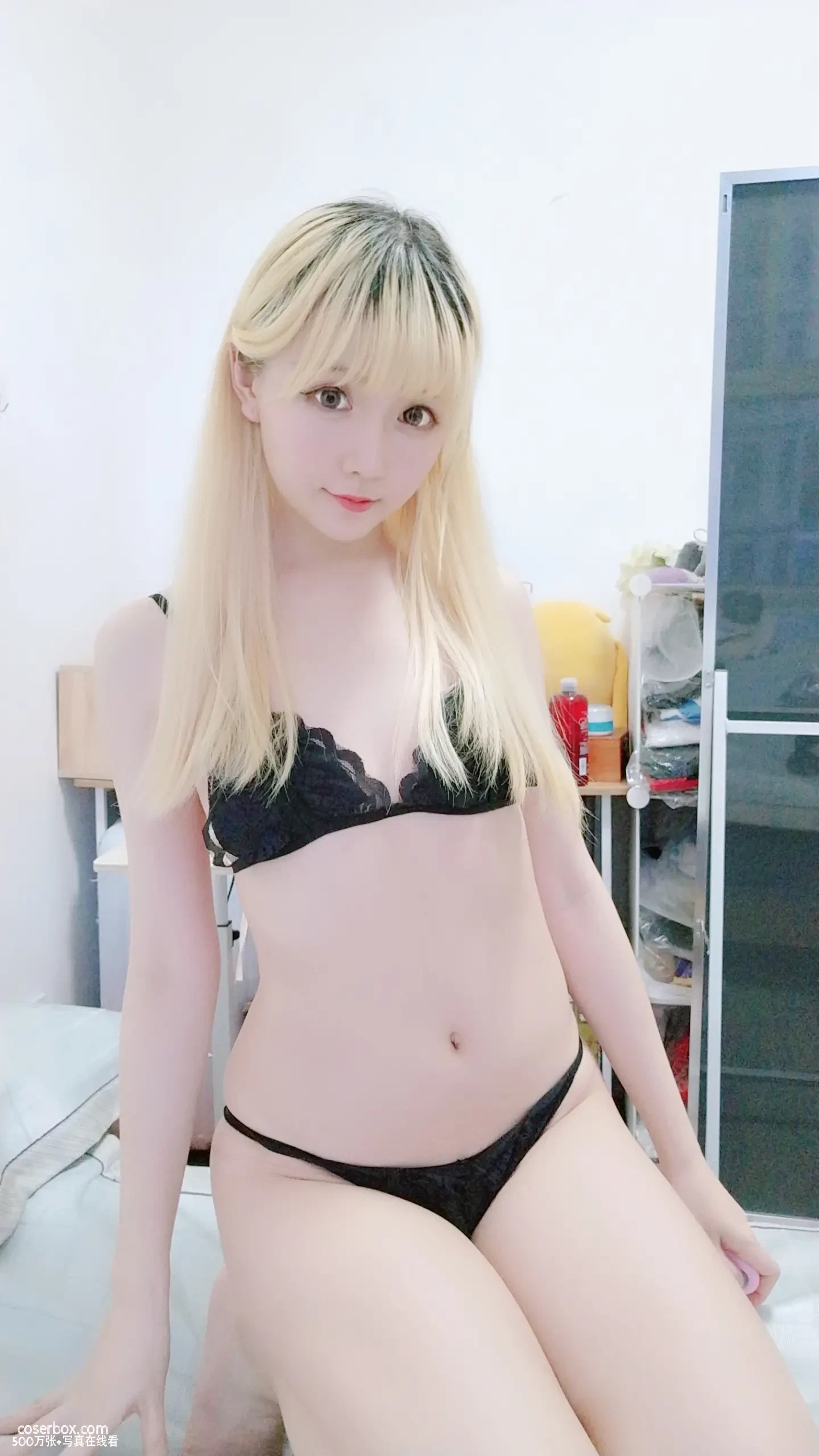 星之迟迟 2024.11.30 定制 6 28 黑制服 - 在线看可下载原图
