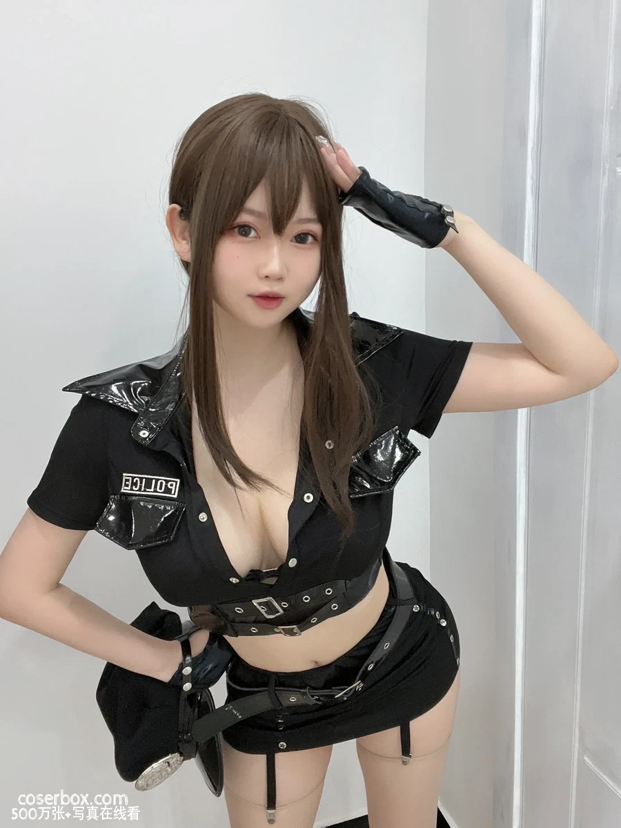 是依酱吖 2025.01.10 女警 - 在线看可下载原图