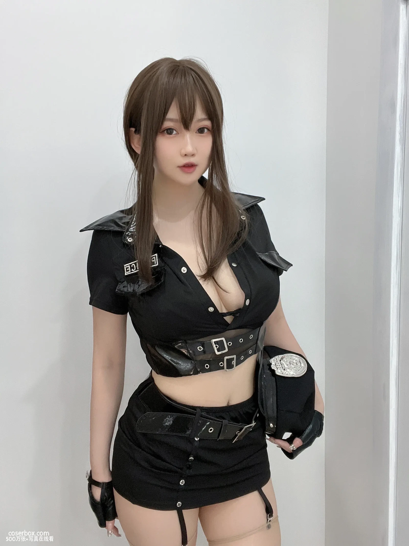 是依酱吖 2025.01.10 女警 - 在线看可下载原图