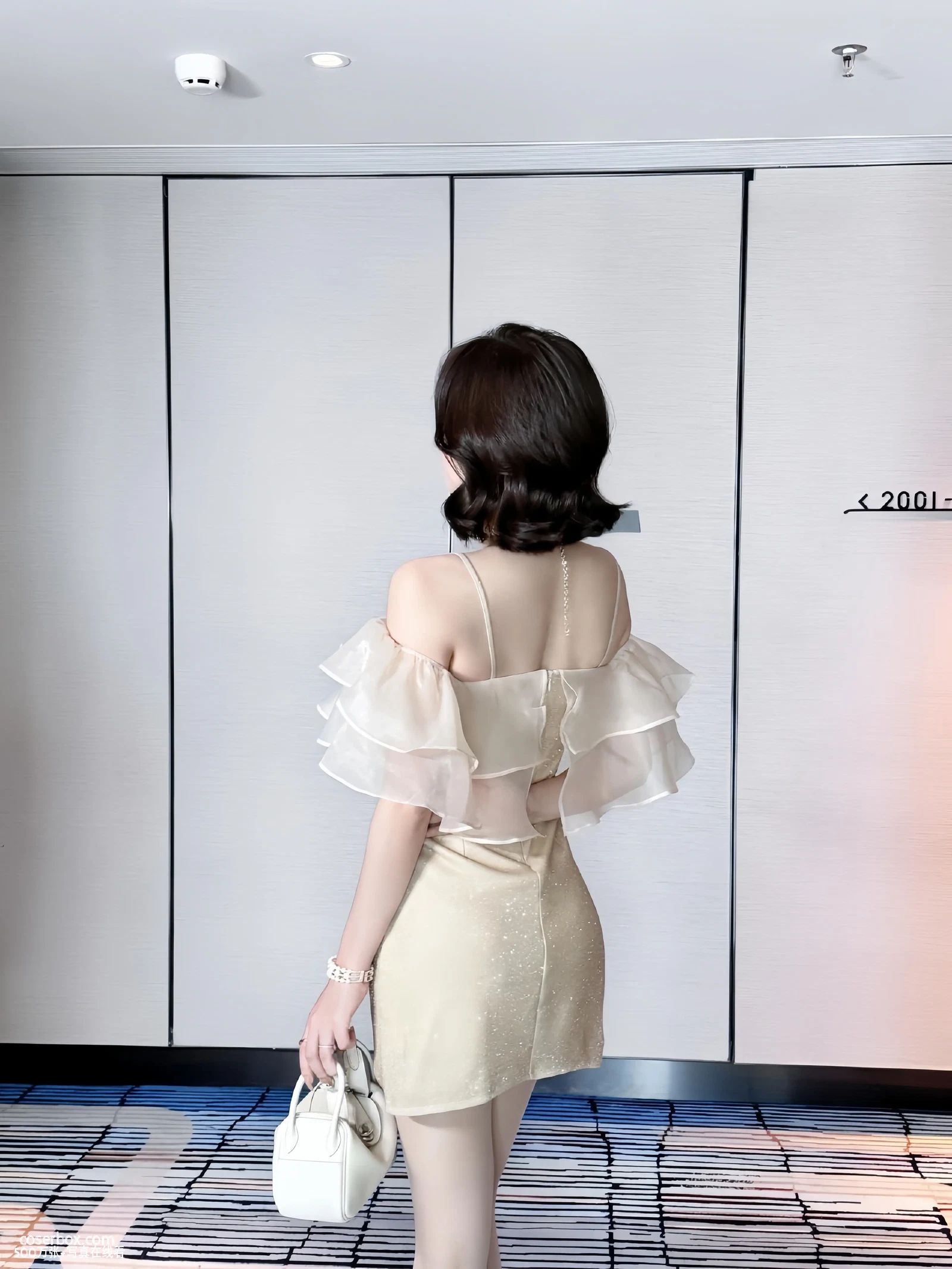 徐莉芝 2025.01.27 觅圈 玲珑身姿 - 在线看可下载原图