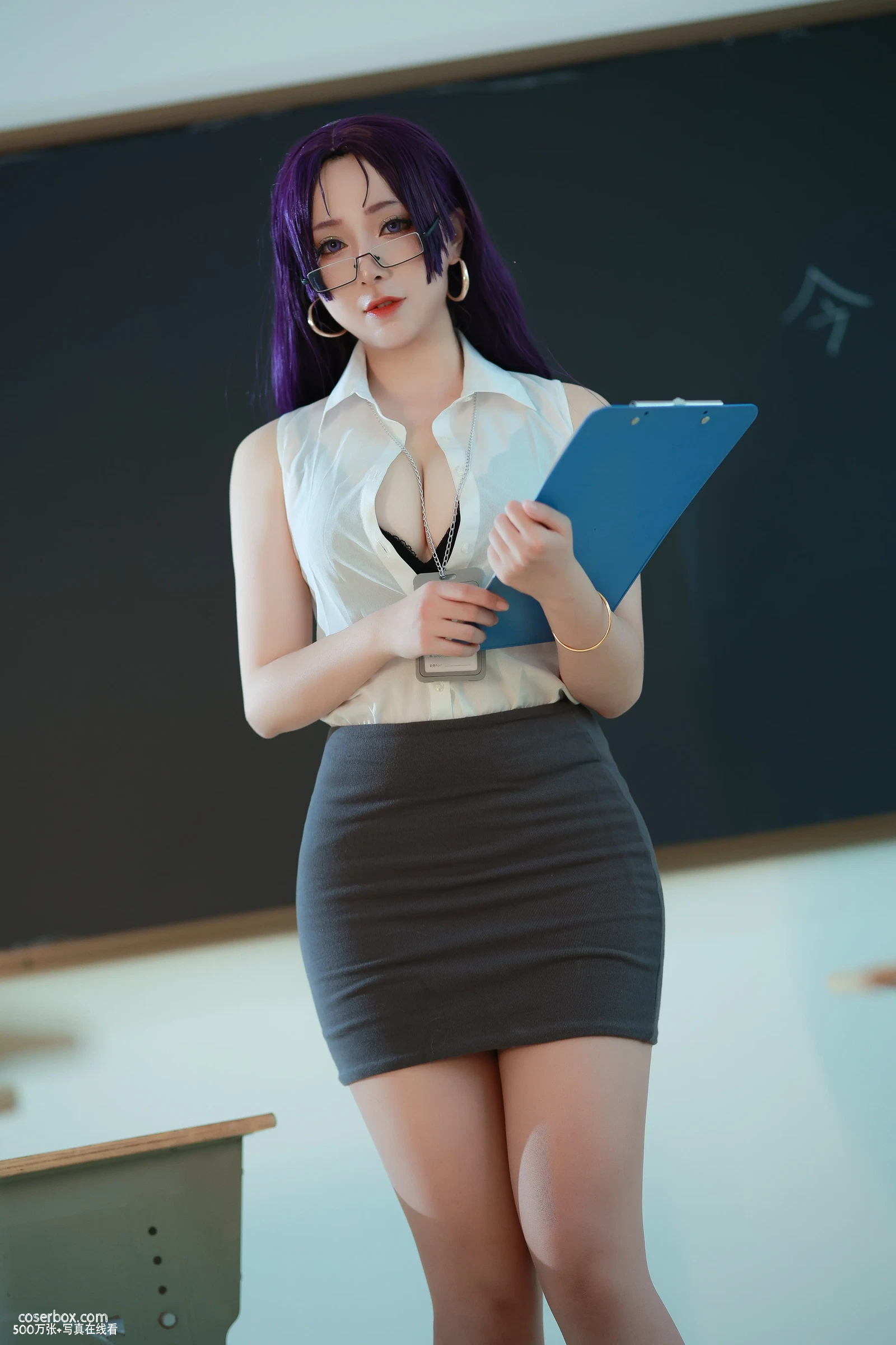 小容仔咕咕咕w 2025.02.18 源赖光写真本 赠送电子图 - 在线看可下载原图